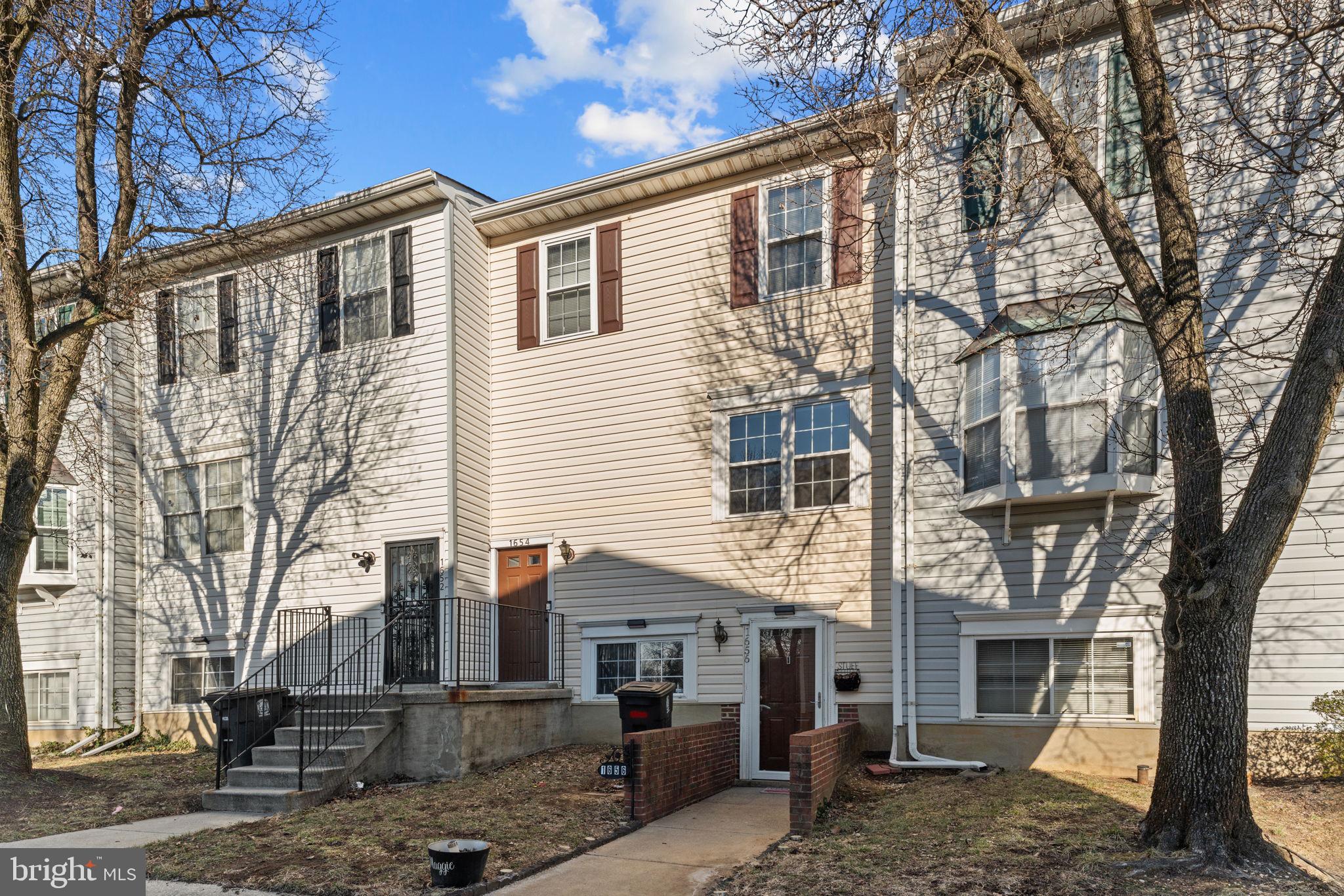 1654 BROOKSQUARE DRIVE 58
