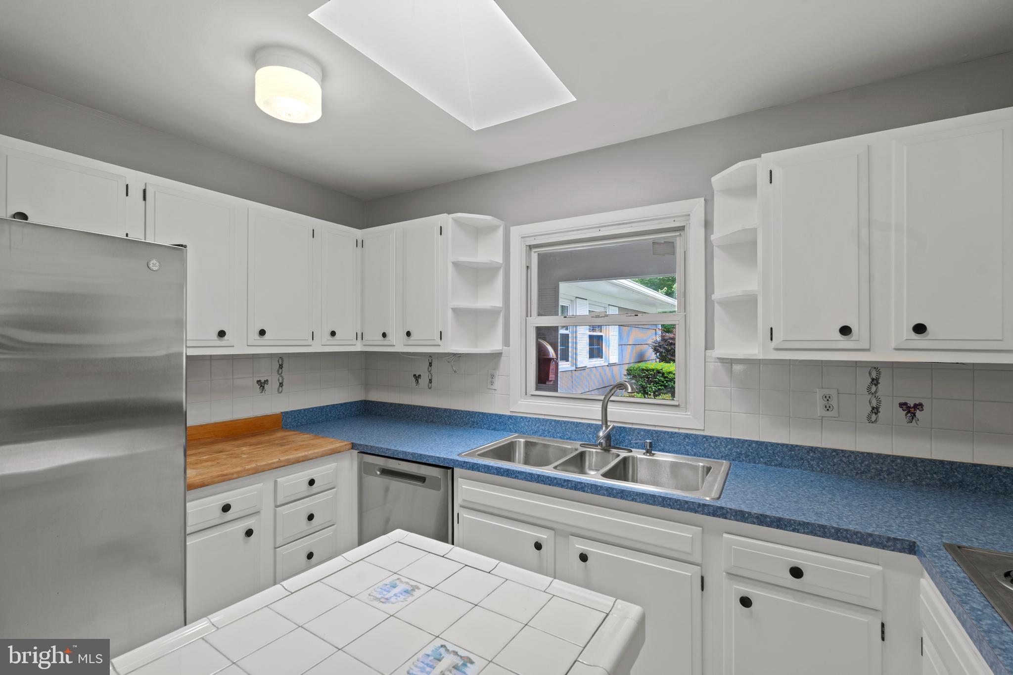 WHITEHALL AT BELAIR - Residential