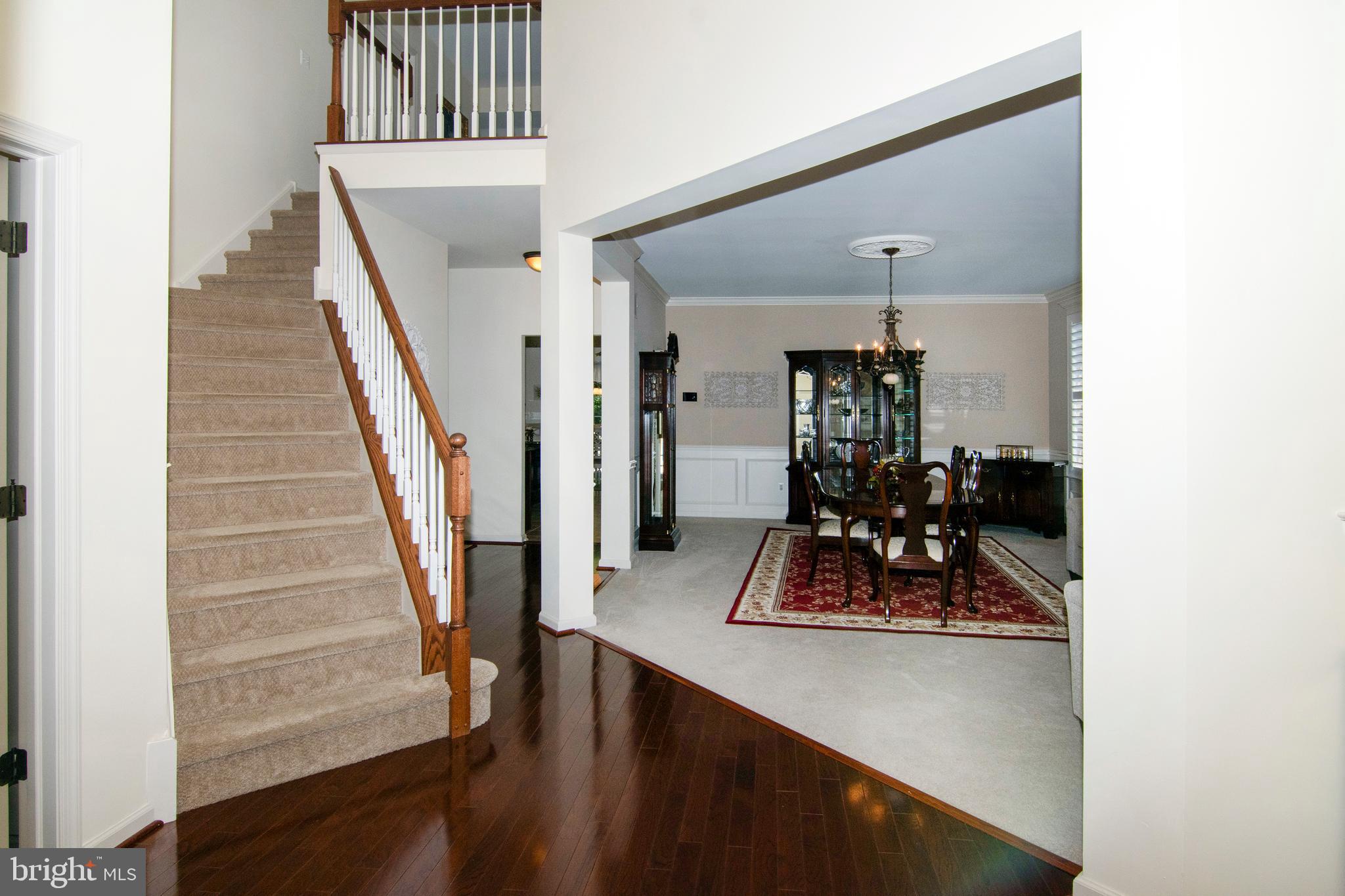 89 MONARCH COURT
