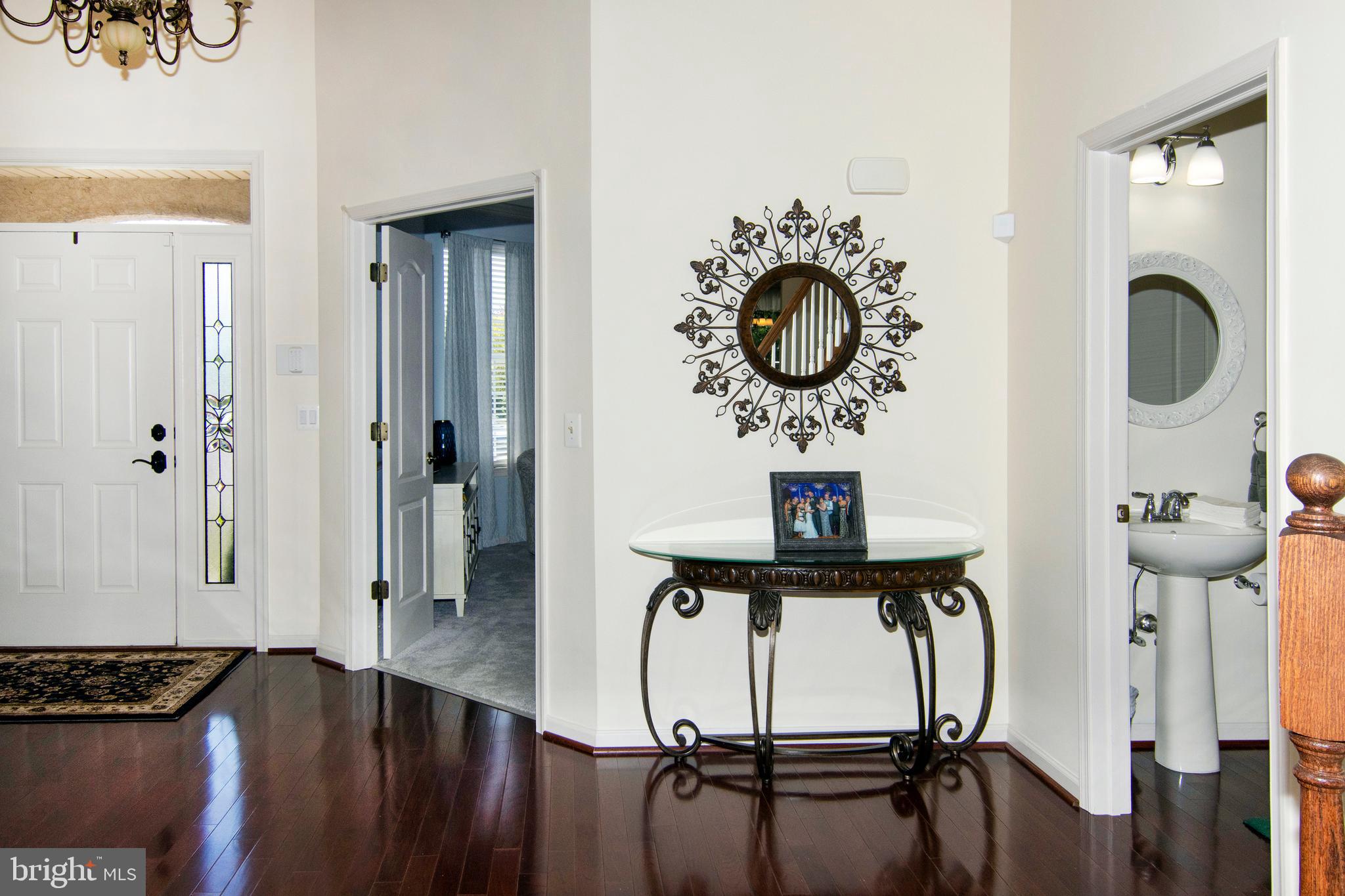 89 MONARCH COURT