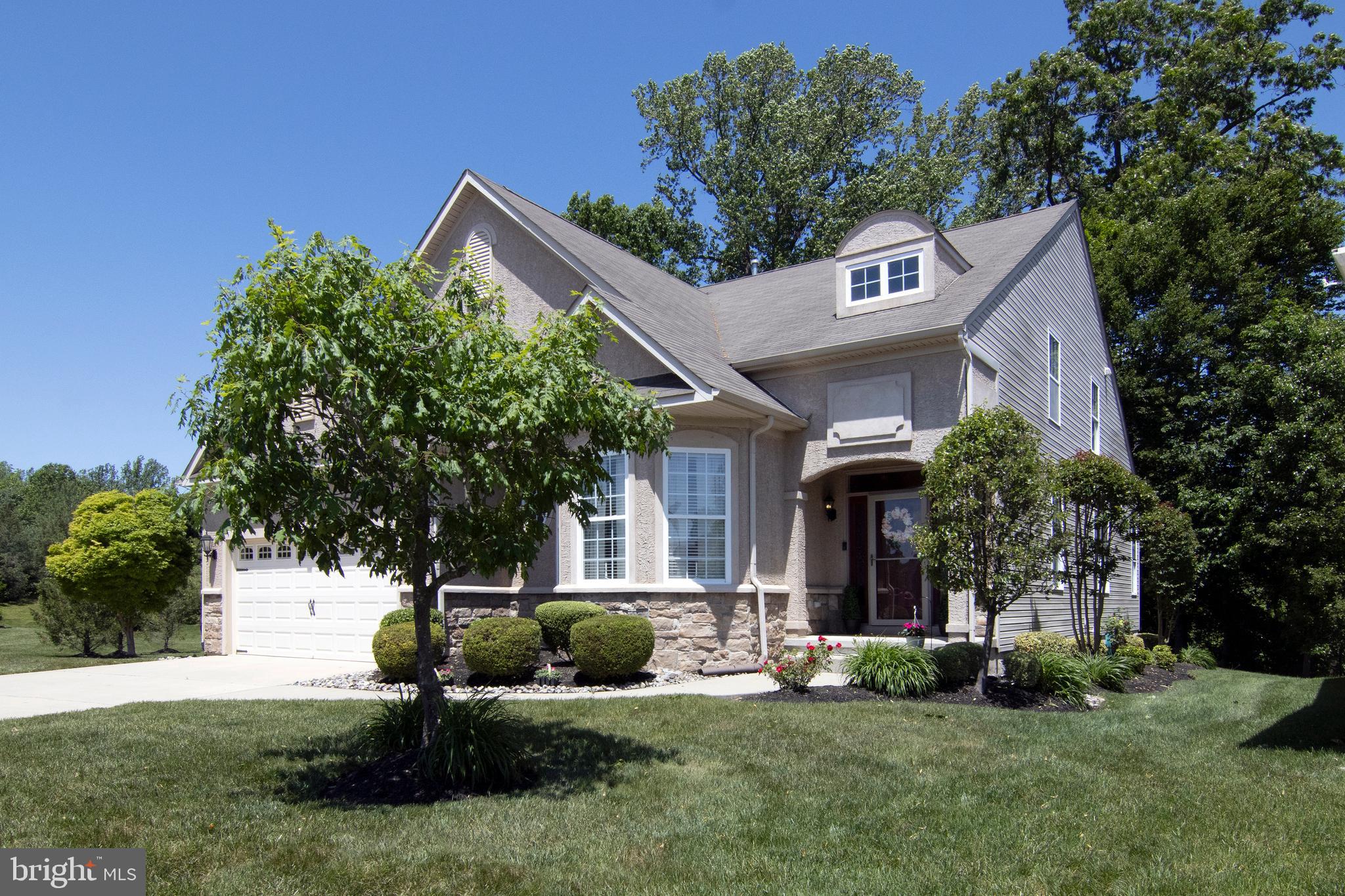 89 MONARCH COURT