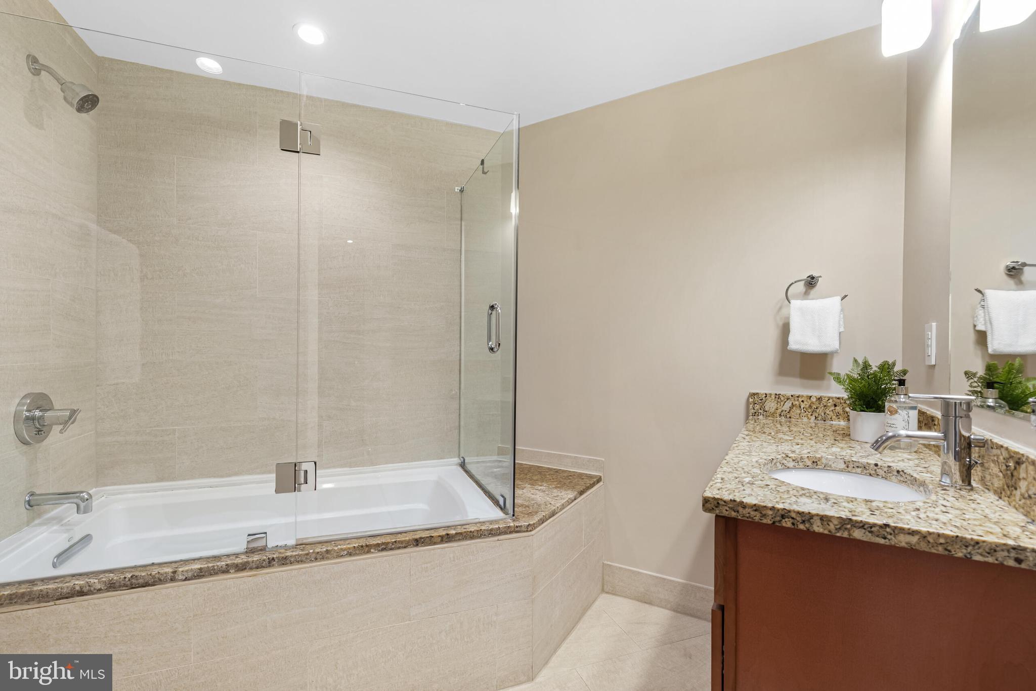 DOVER BALMORAL RIVERWOOD - Residential