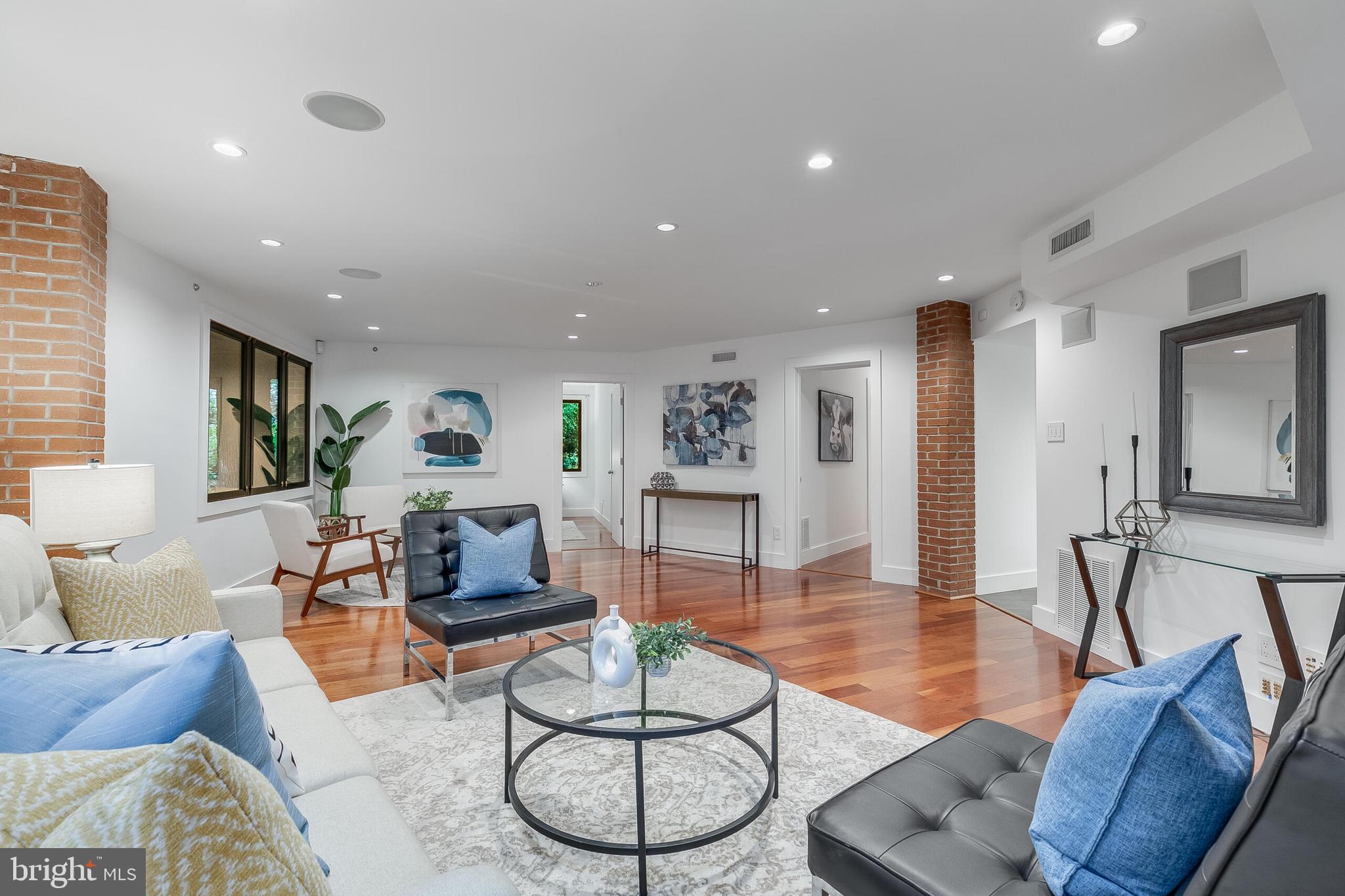 DOVER BALMORAL RIVERWOOD - Residential