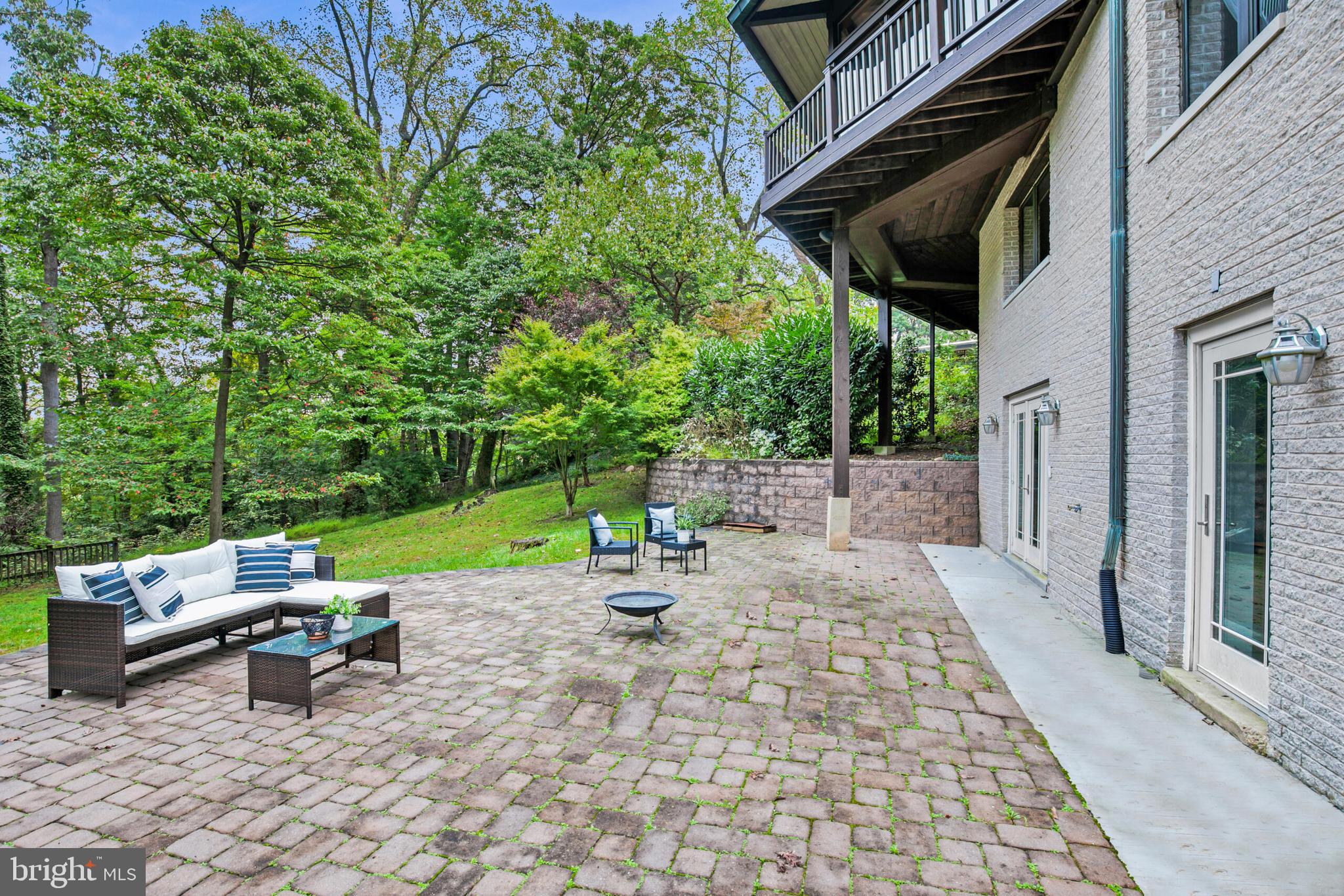 DOVER BALMORAL RIVERWOOD - Residential