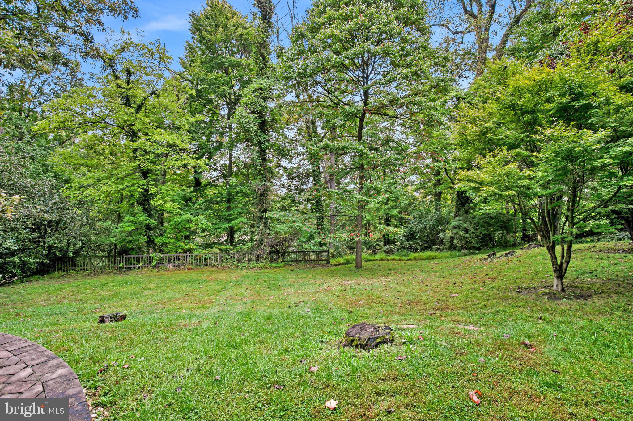 DOVER BALMORAL RIVERWOOD - Residential