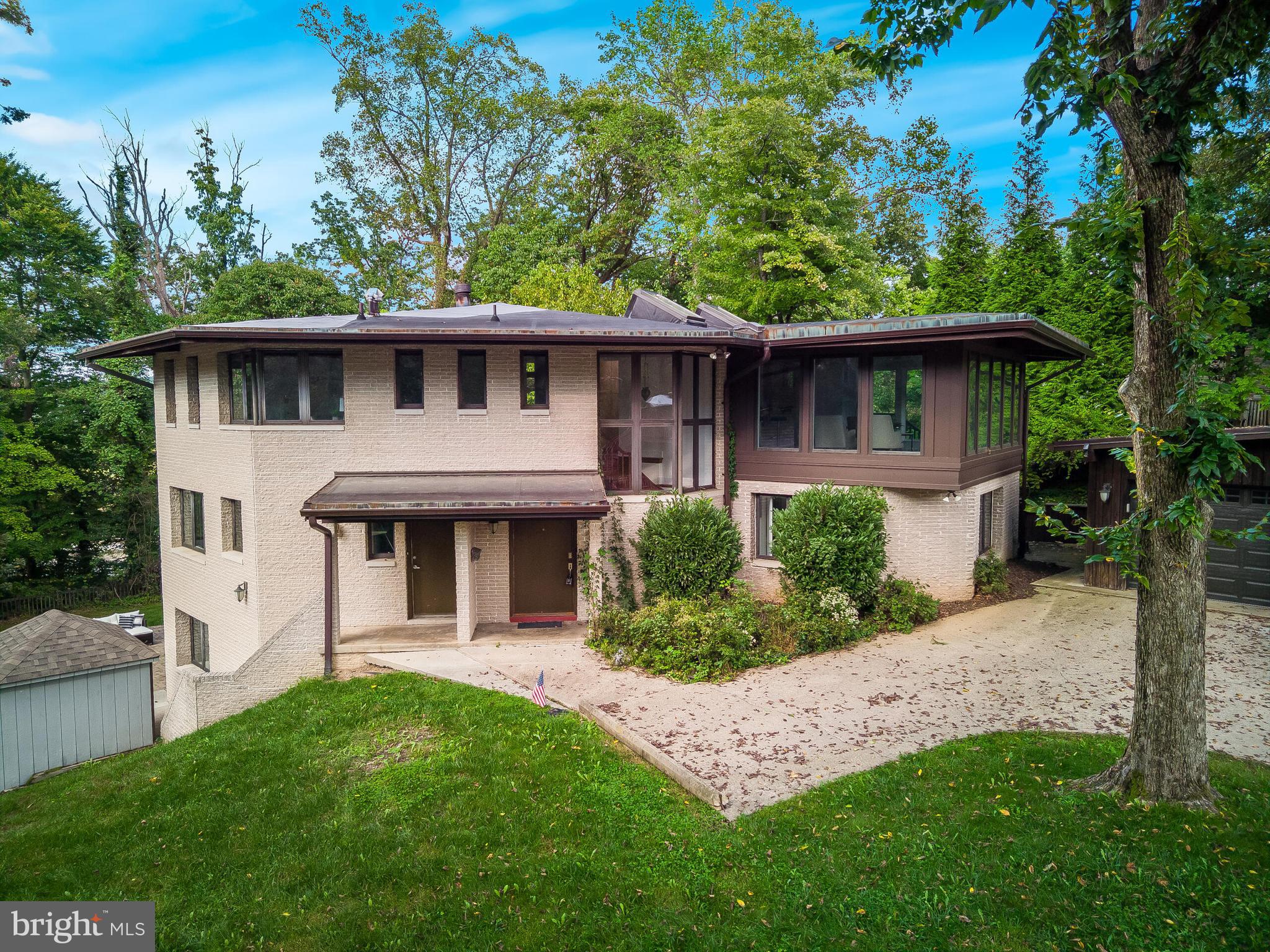 DOVER BALMORAL RIVERWOOD - Residential