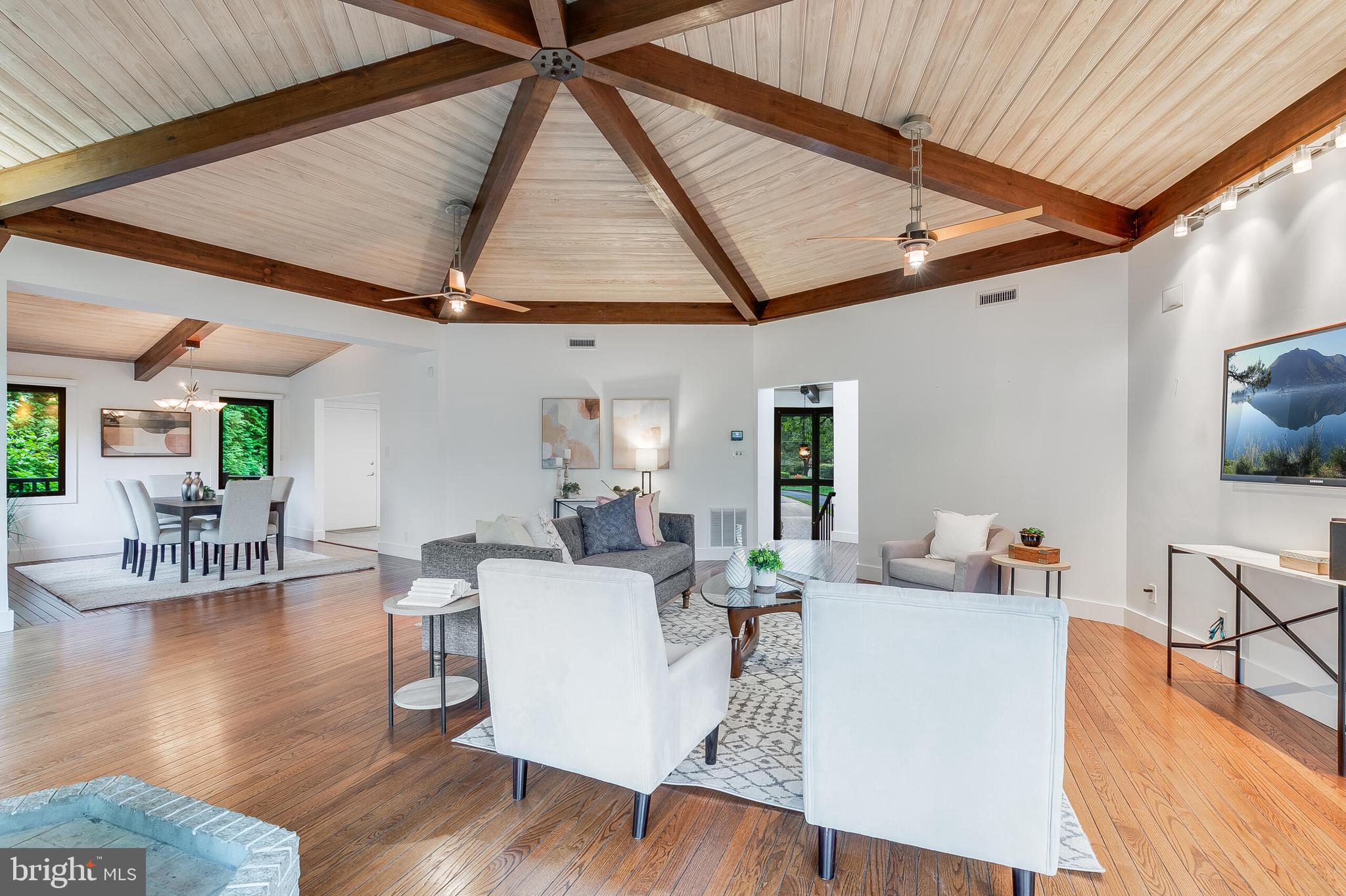 DOVER BALMORAL RIVERWOOD - Residential