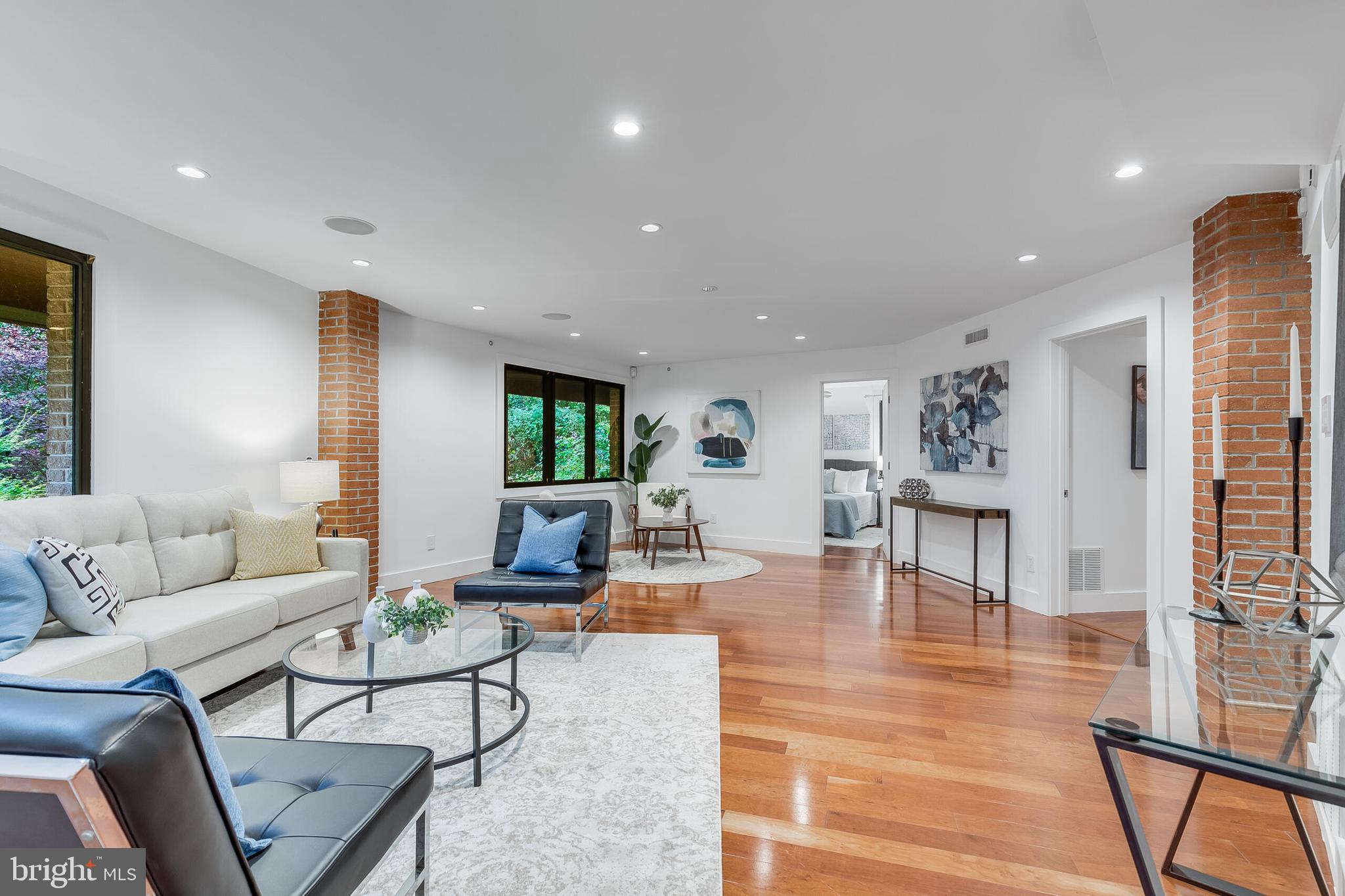 DOVER BALMORAL RIVERWOOD - Residential