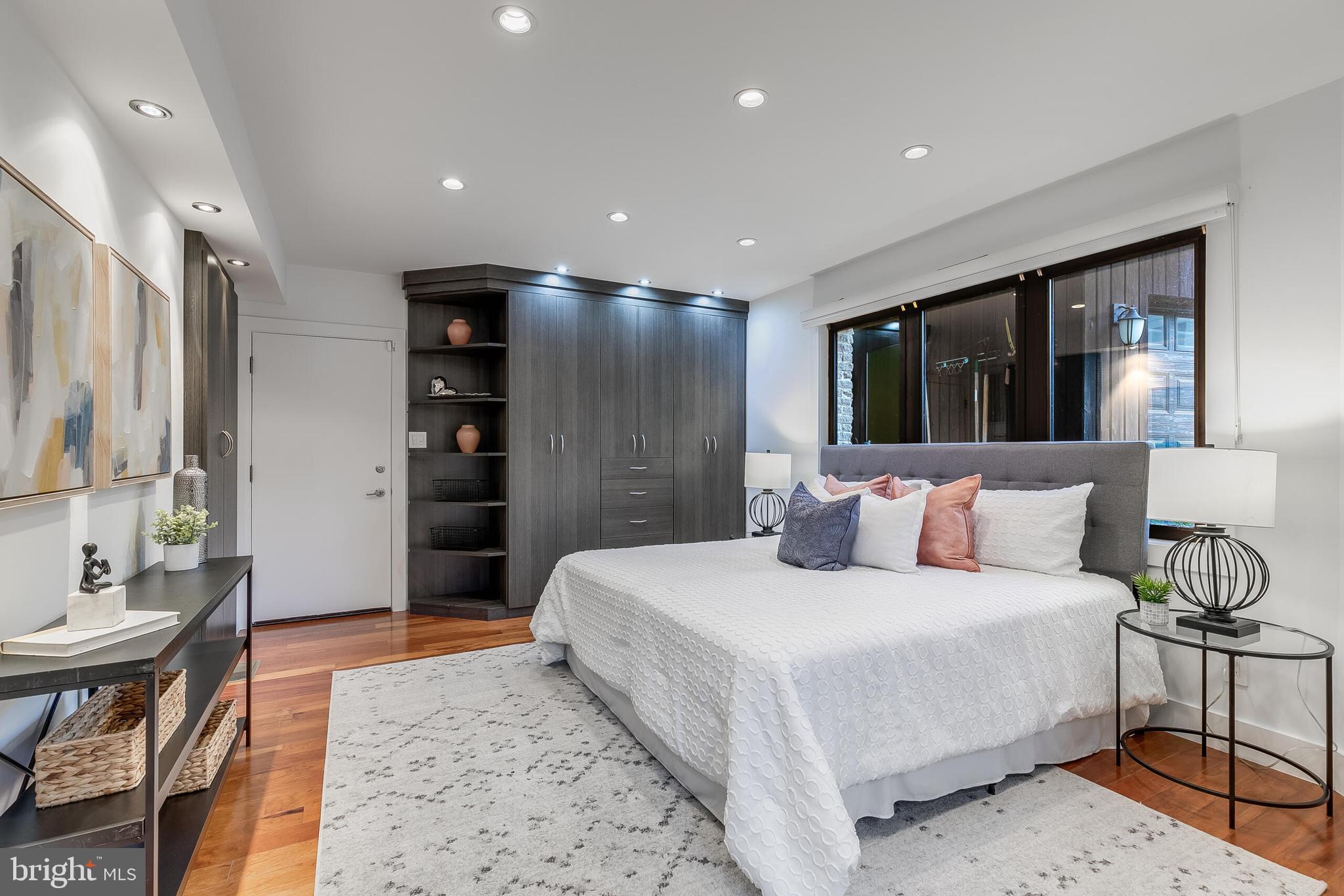 DOVER BALMORAL RIVERWOOD - Residential