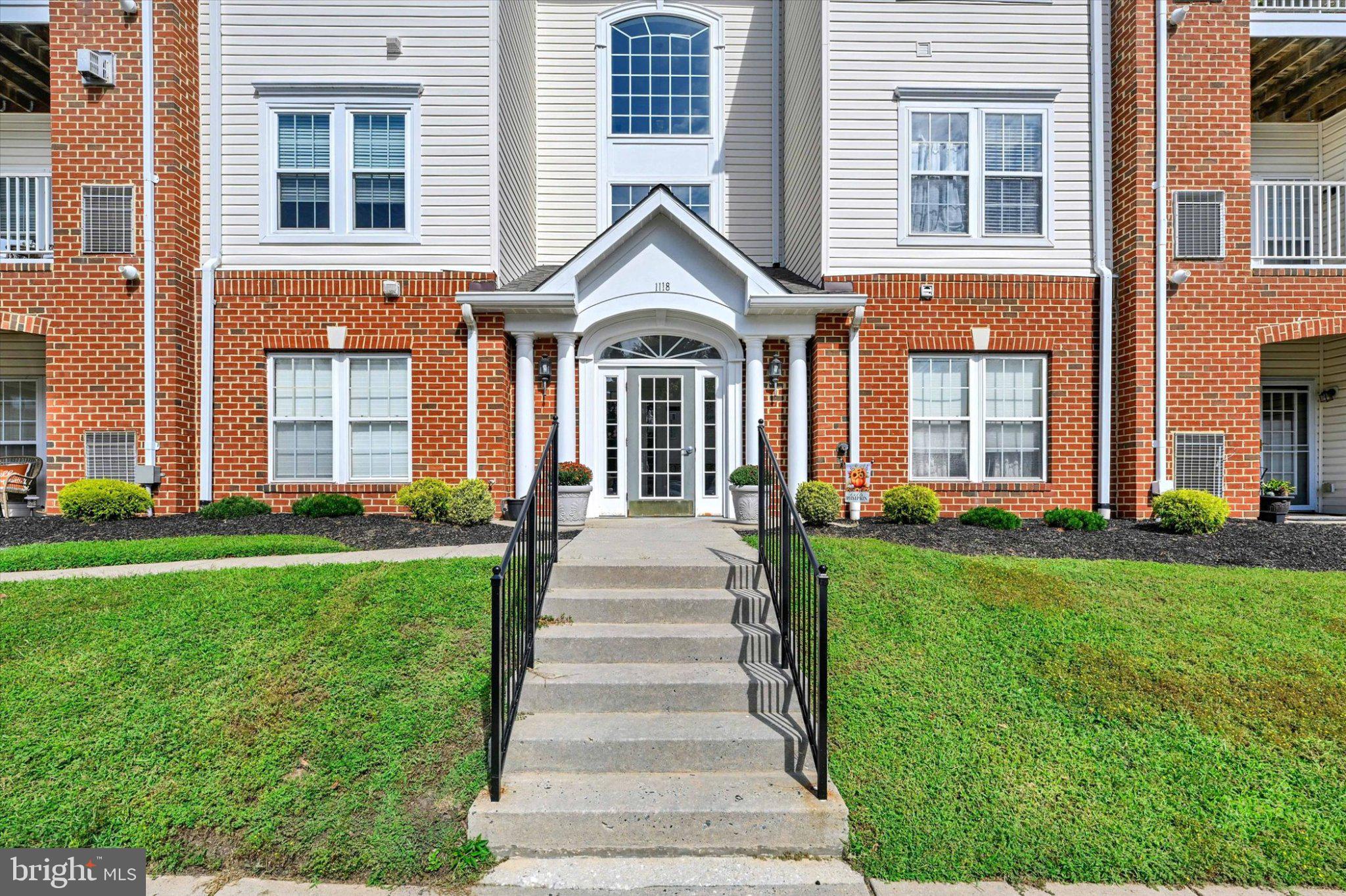 1118 SPALDING DRIVE J 33