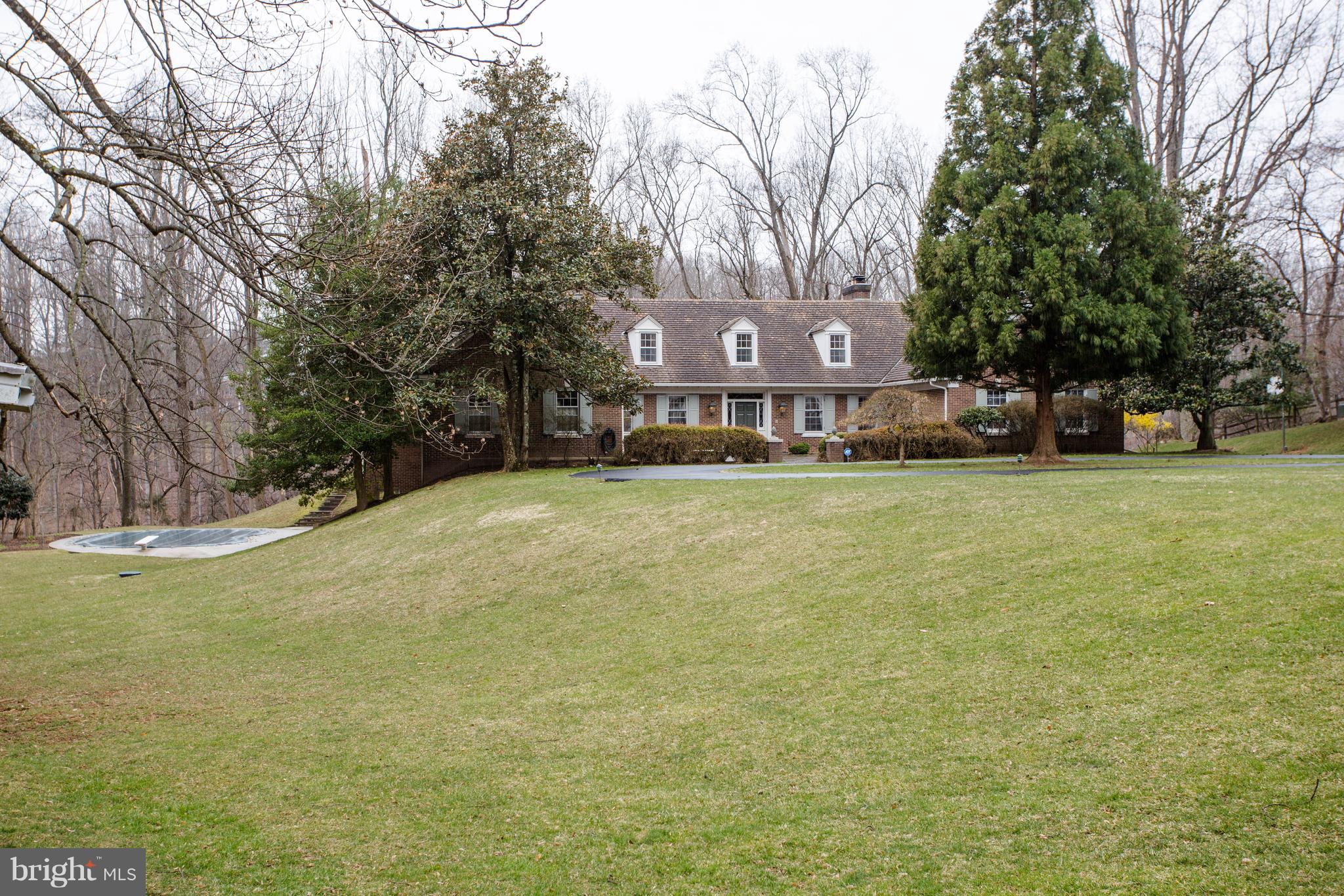 POTOMAC FALLS - Residential