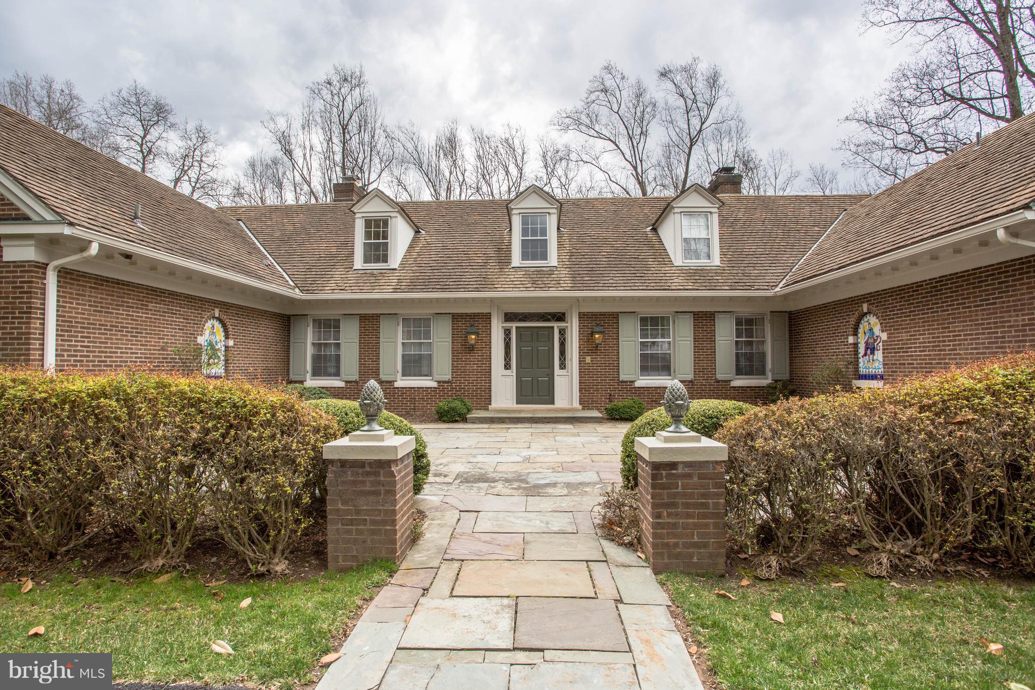 POTOMAC FALLS - Residential