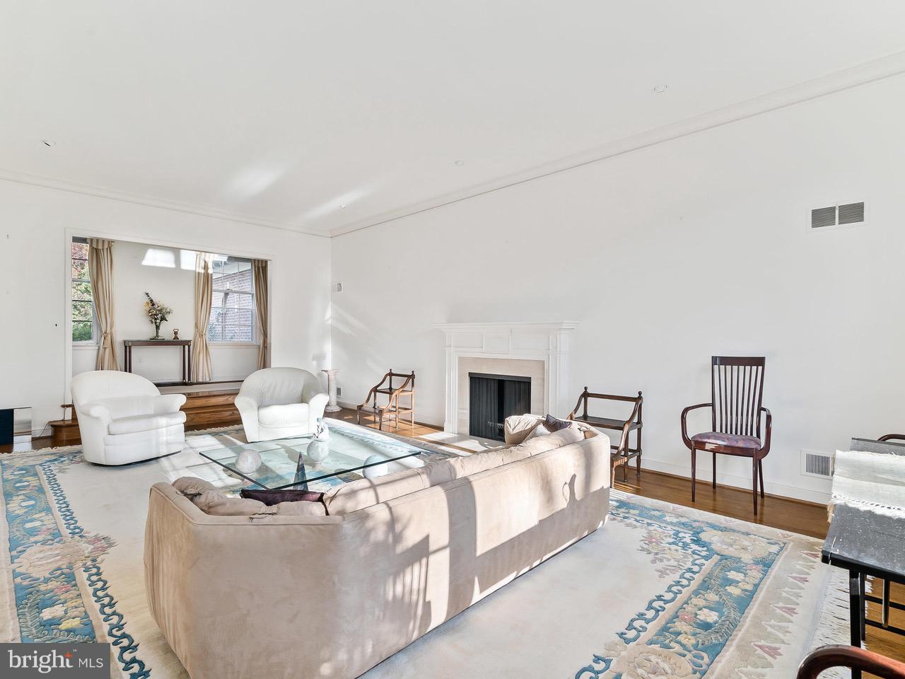 POTOMAC FALLS - Residential