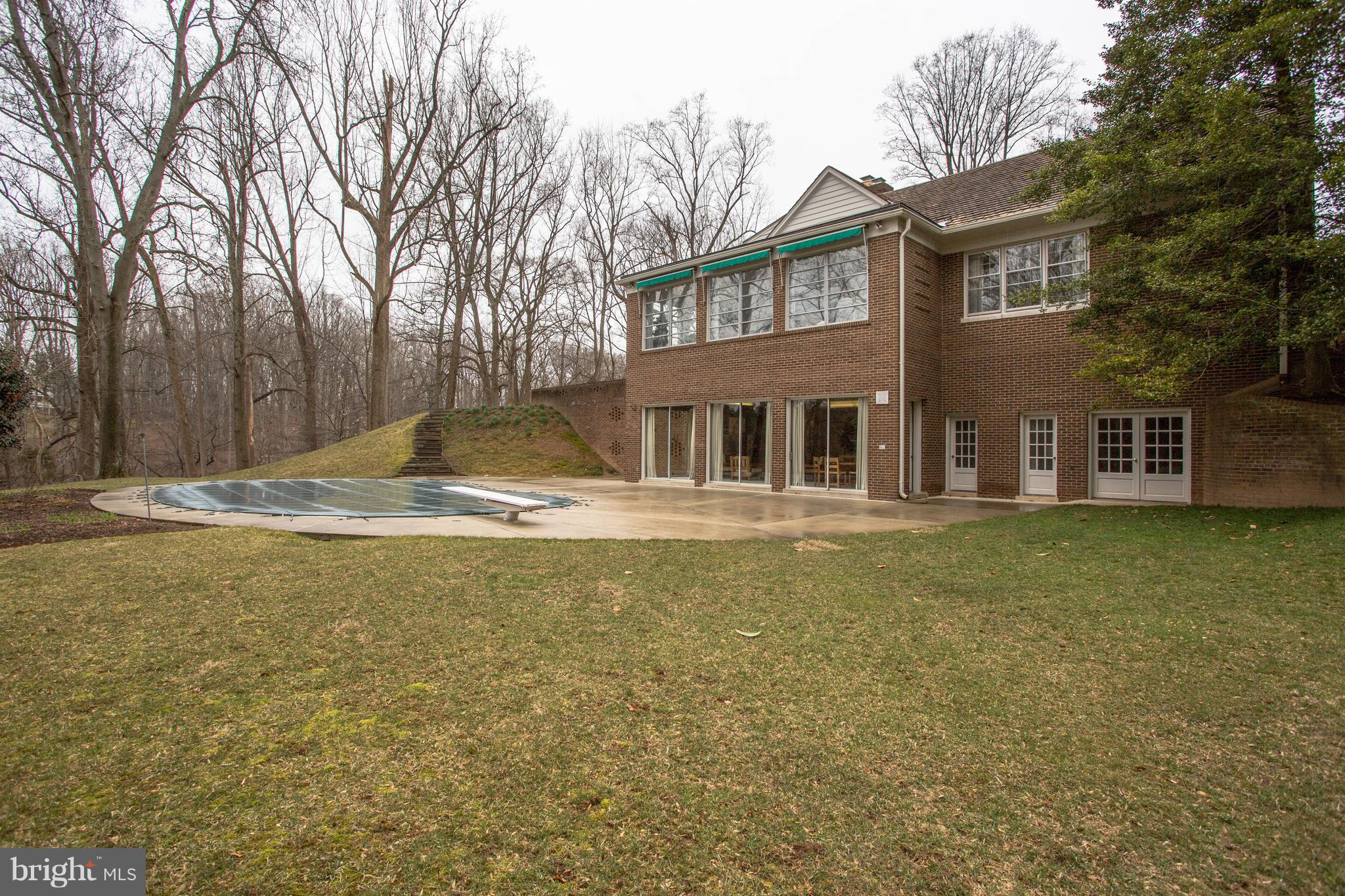 POTOMAC FALLS - Residential