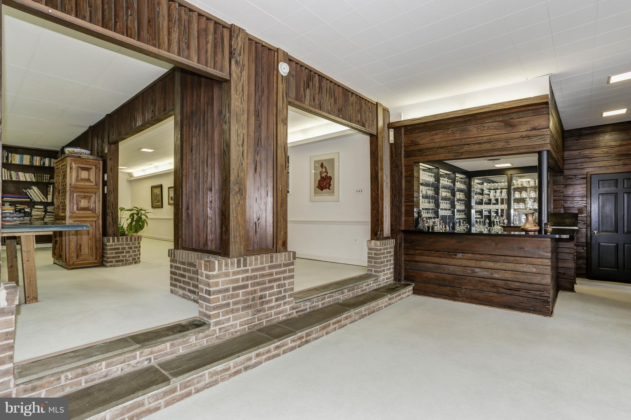 POTOMAC FALLS - Residential