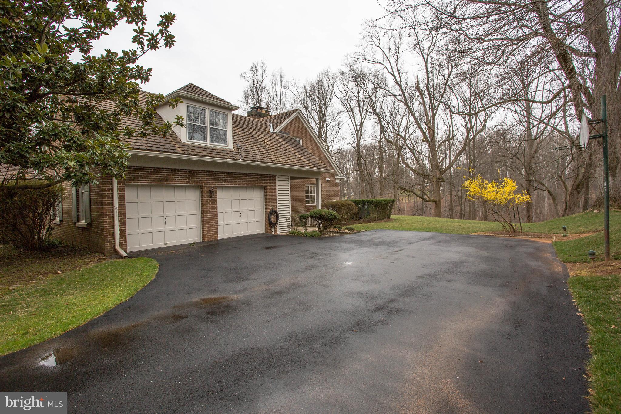 POTOMAC FALLS - Residential