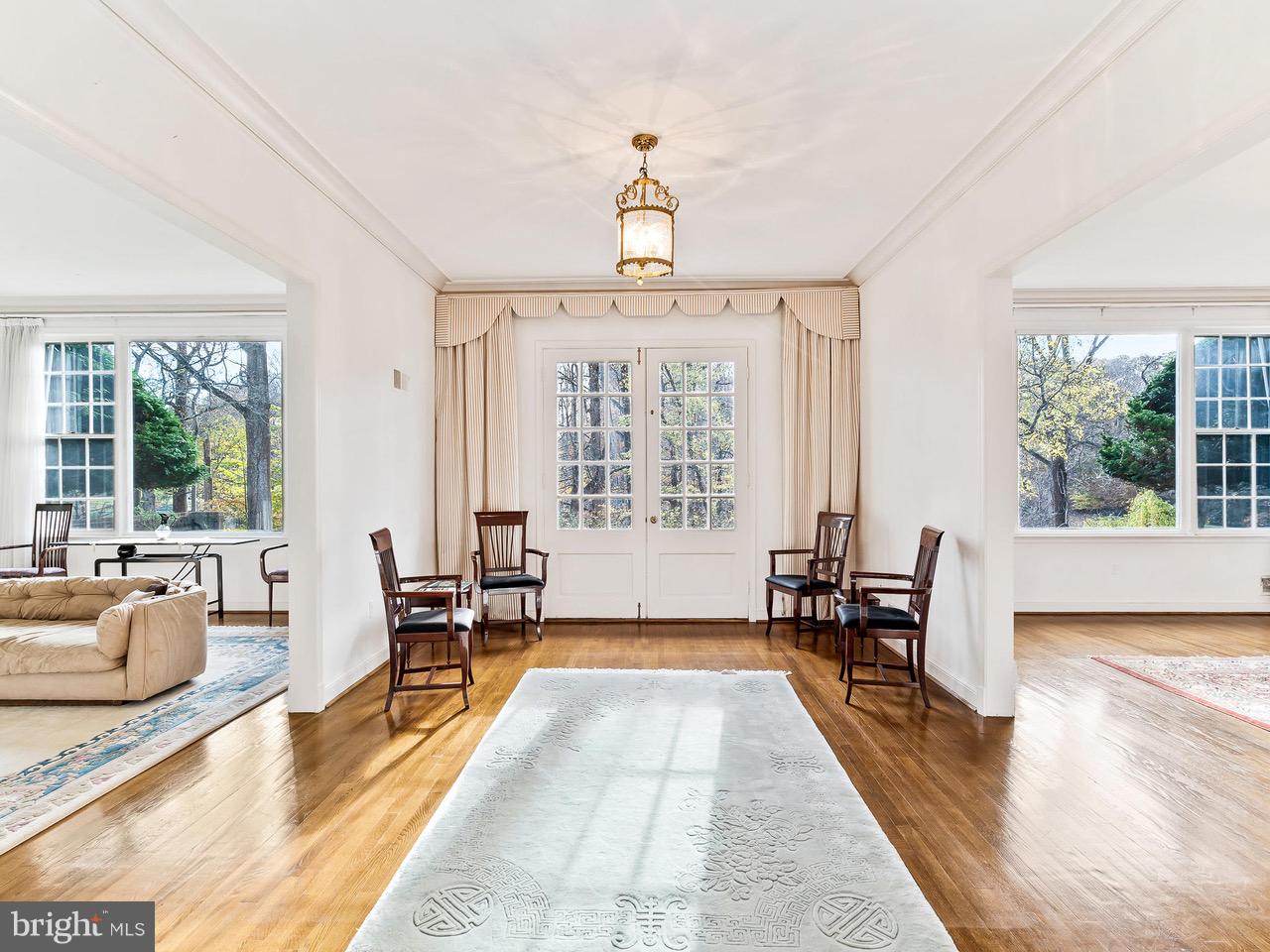 POTOMAC FALLS - Residential