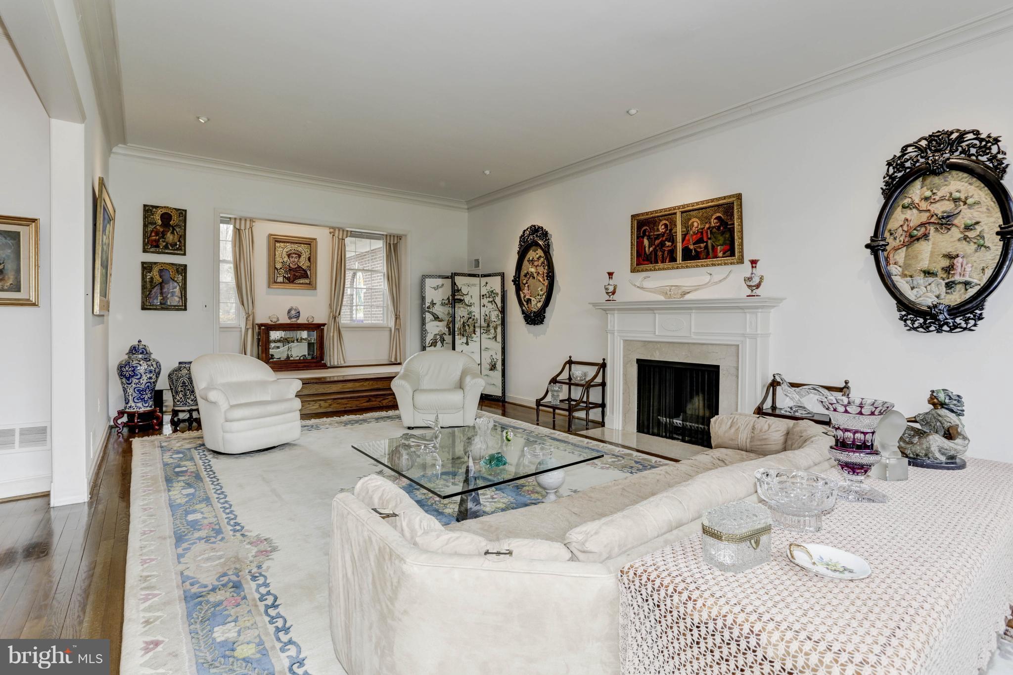 POTOMAC FALLS - Residential