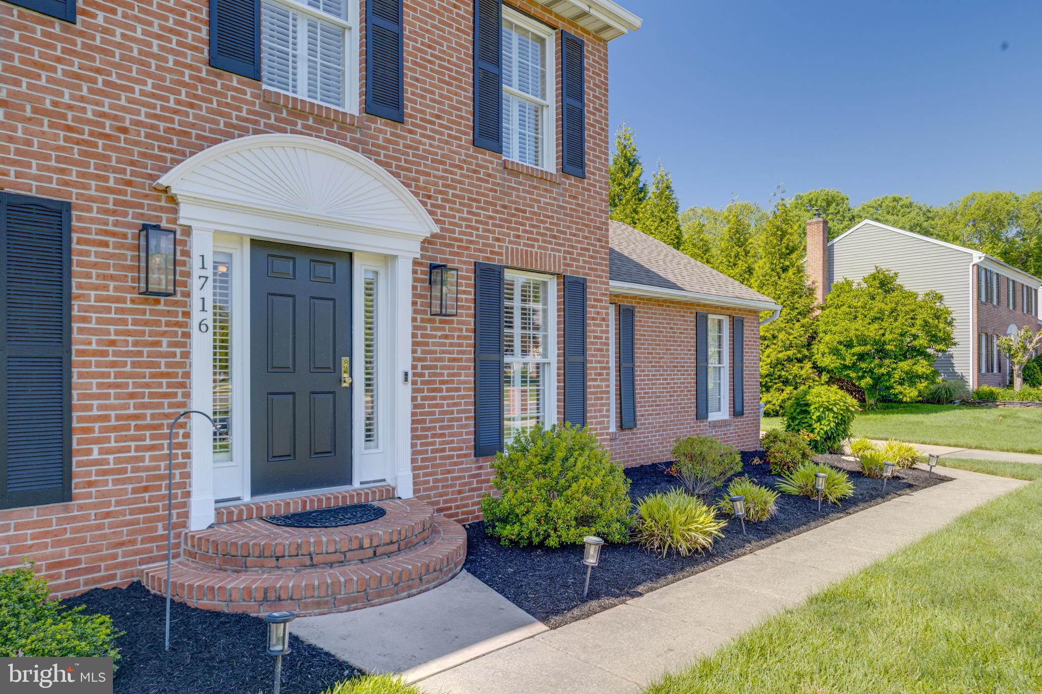 1716 EDWIN DRIVE