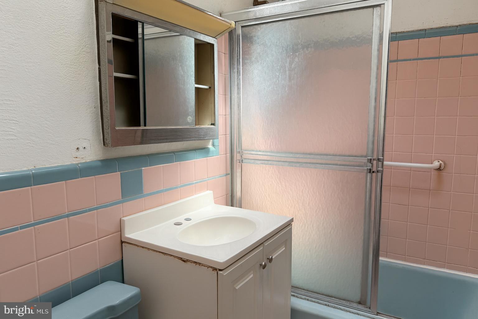 CASTOR GARDENS - Residential