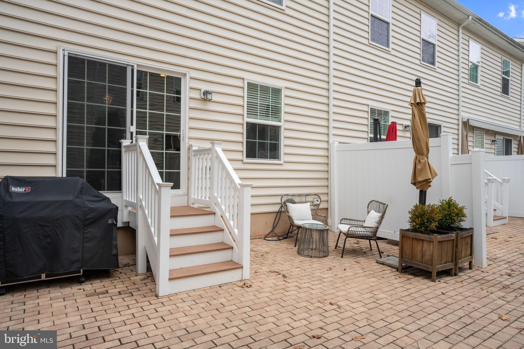 CARRIAGE HILL - Residential