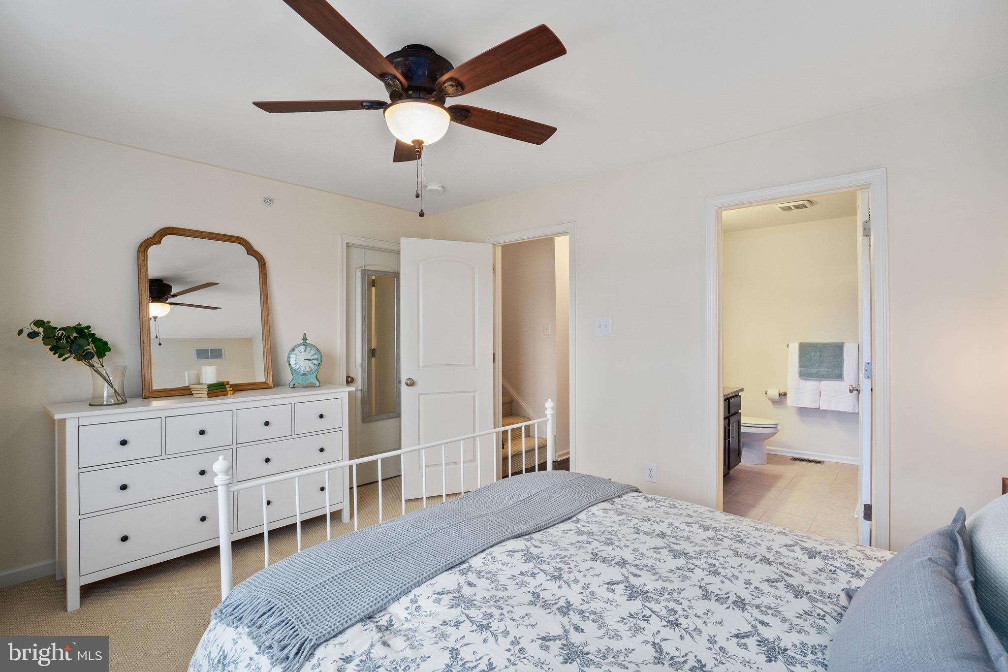 CARRIAGE HILL - Residential