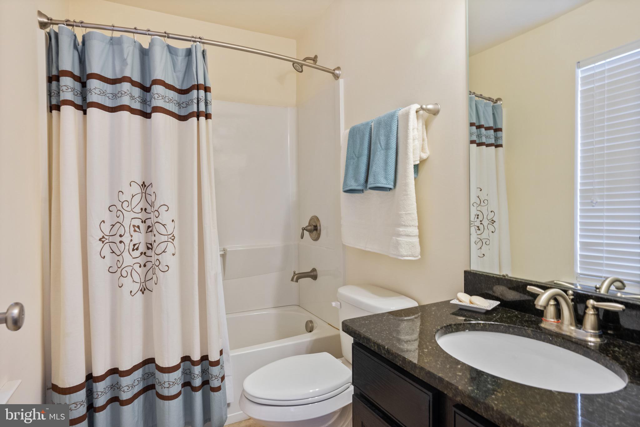 CARRIAGE HILL - Residential