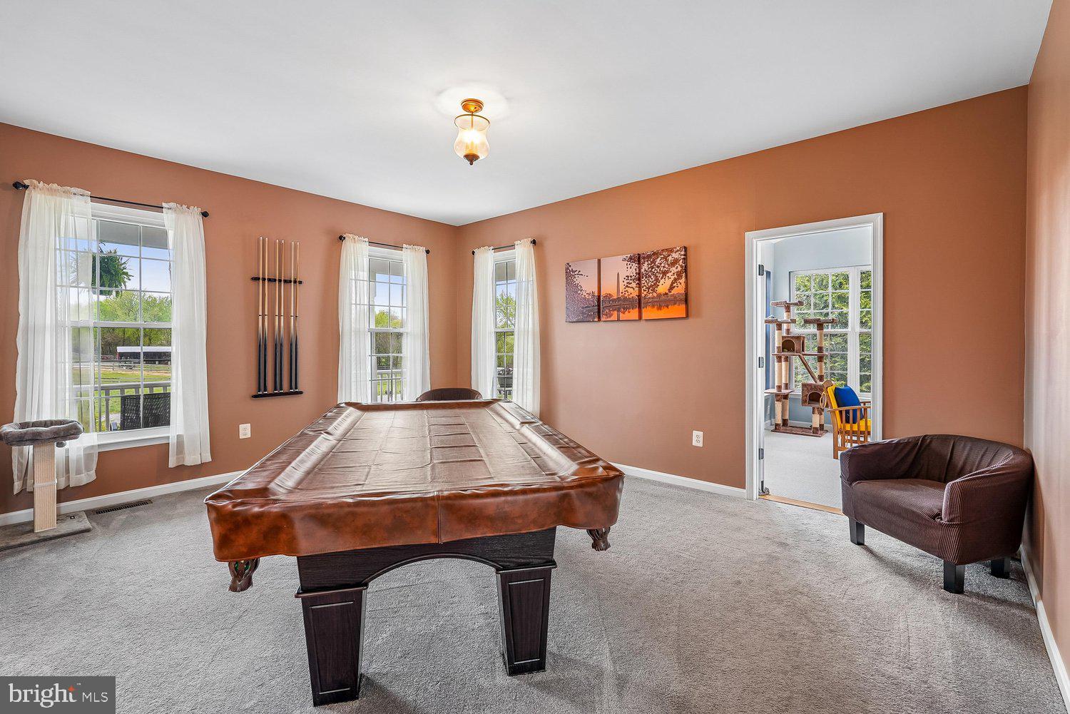 TAYLORSTOWN - Residential