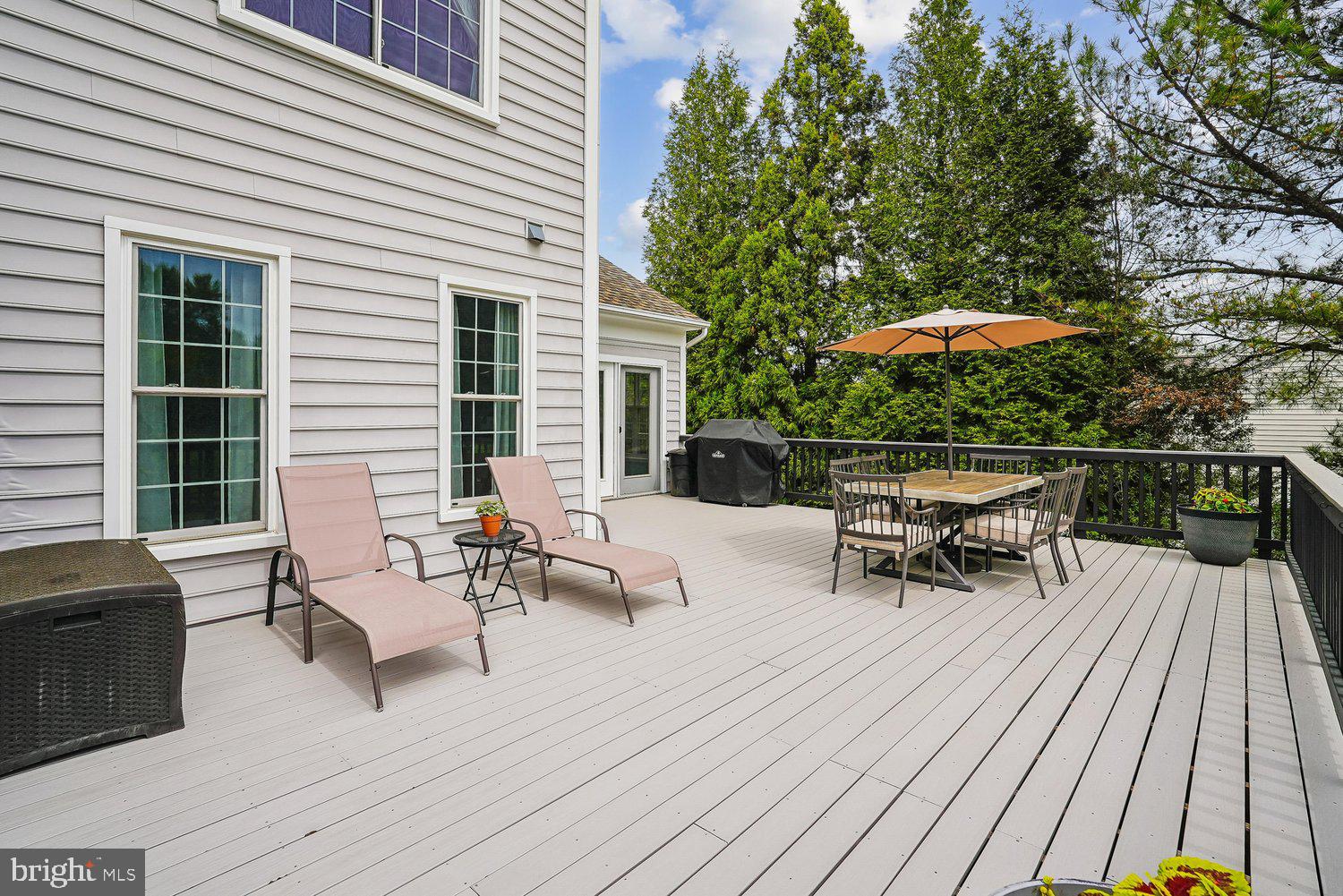 TAYLORSTOWN - Residential