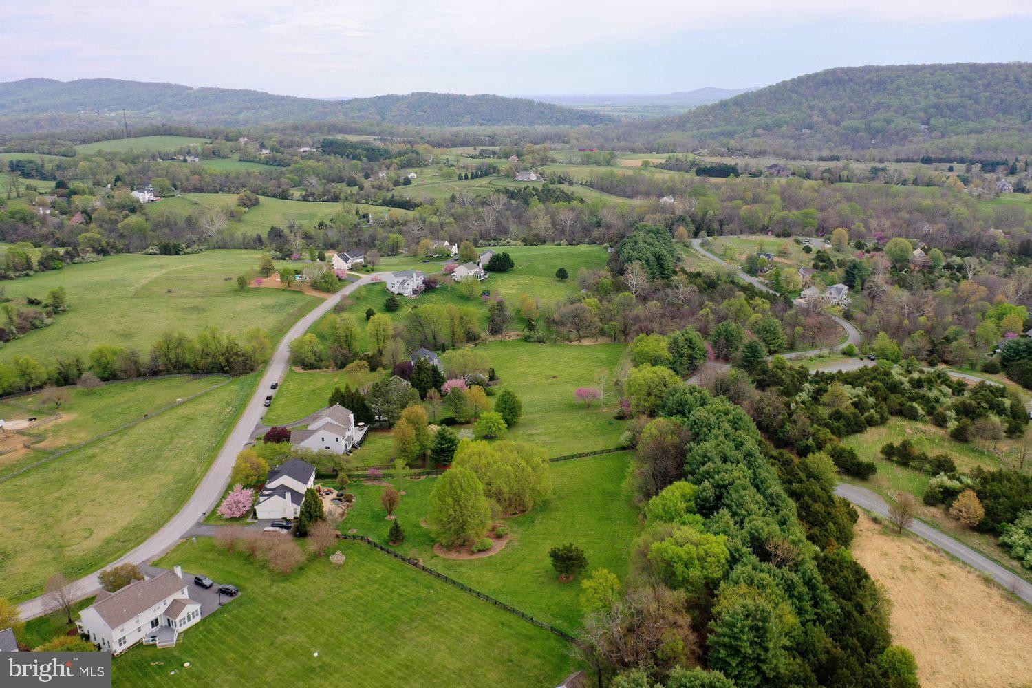 TAYLORSTOWN - Residential