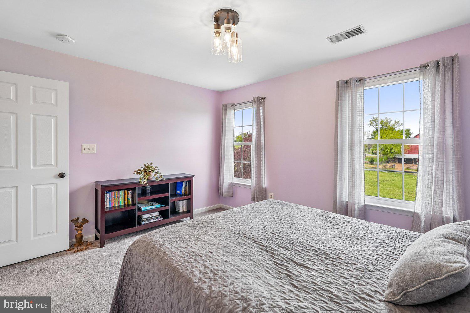 TAYLORSTOWN - Residential