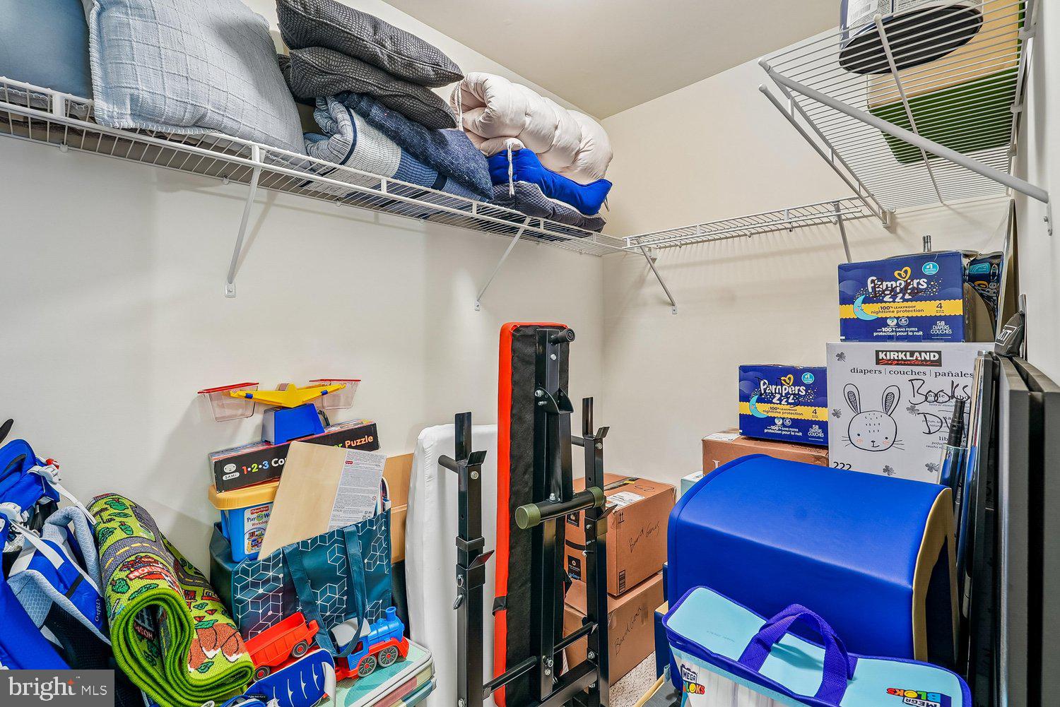 TAYLORSTOWN - Residential