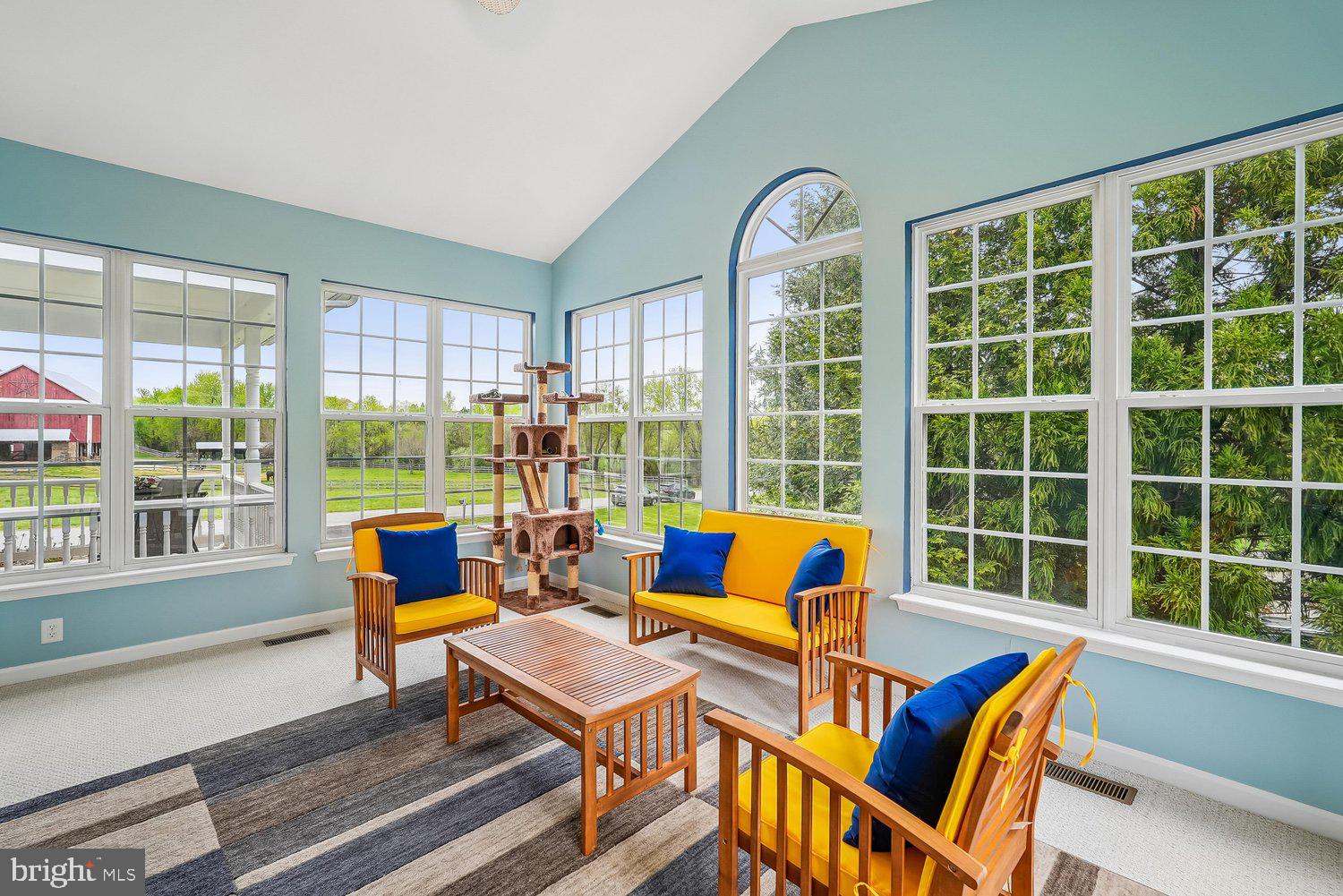 TAYLORSTOWN - Residential