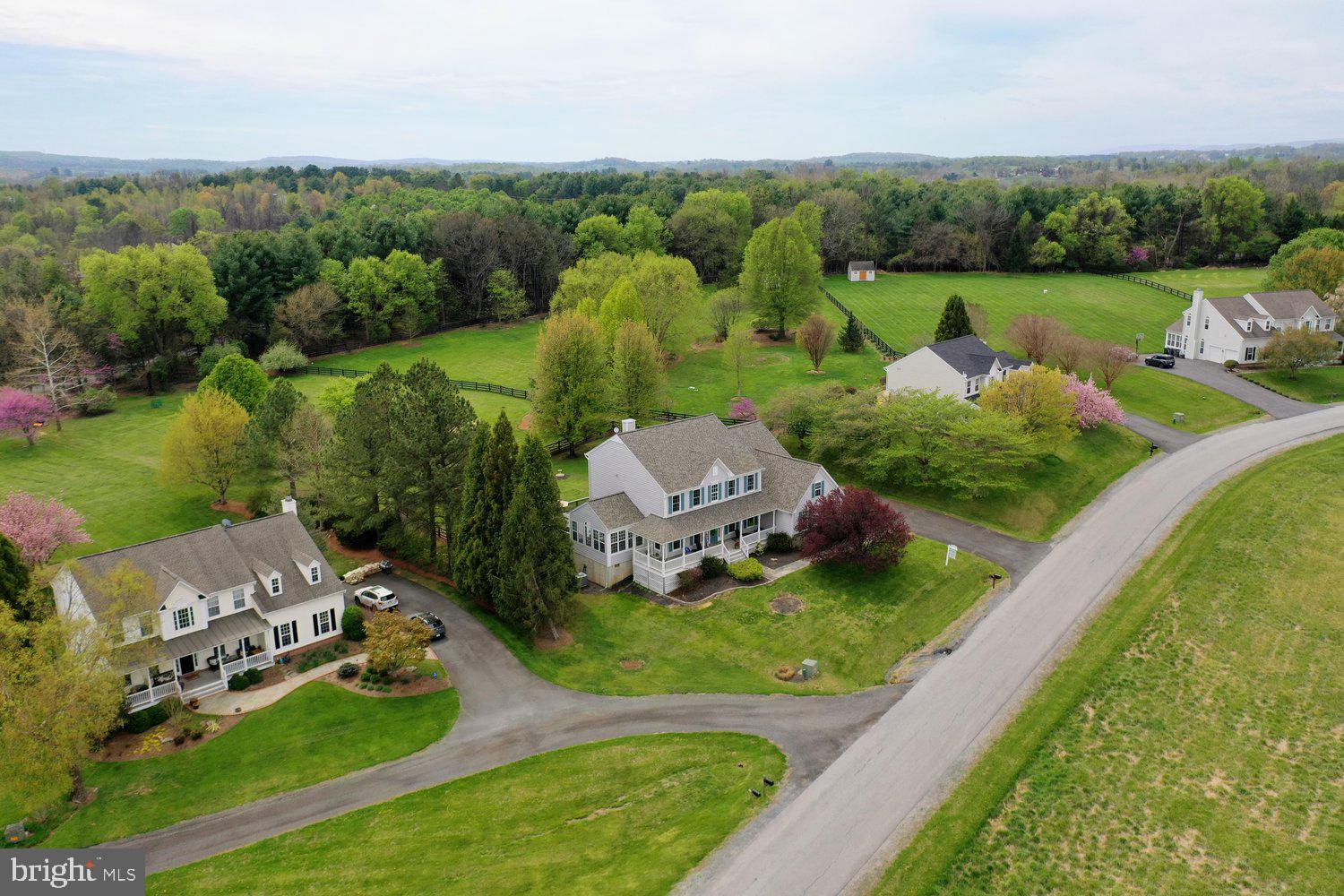 TAYLORSTOWN - Residential