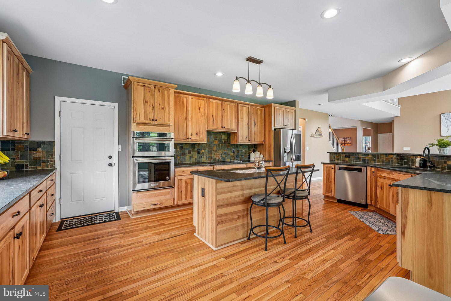 TAYLORSTOWN - Residential