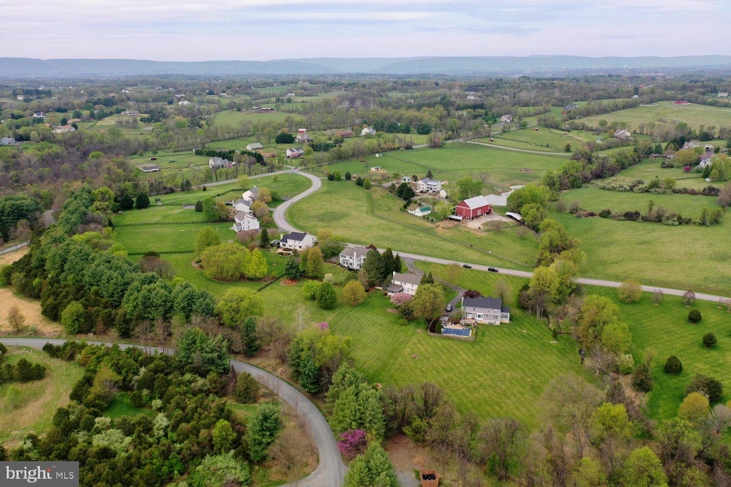 TAYLORSTOWN - Residential