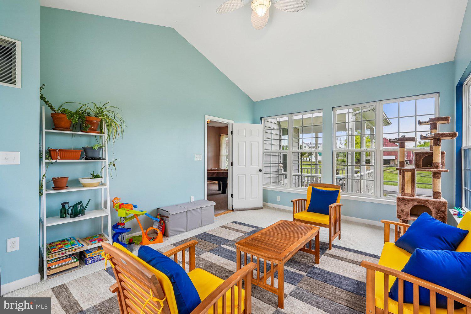 TAYLORSTOWN - Residential