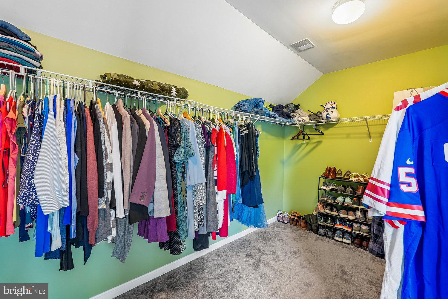 TAYLORSTOWN - Residential