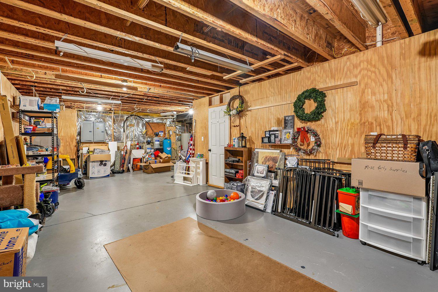 TAYLORSTOWN - Residential