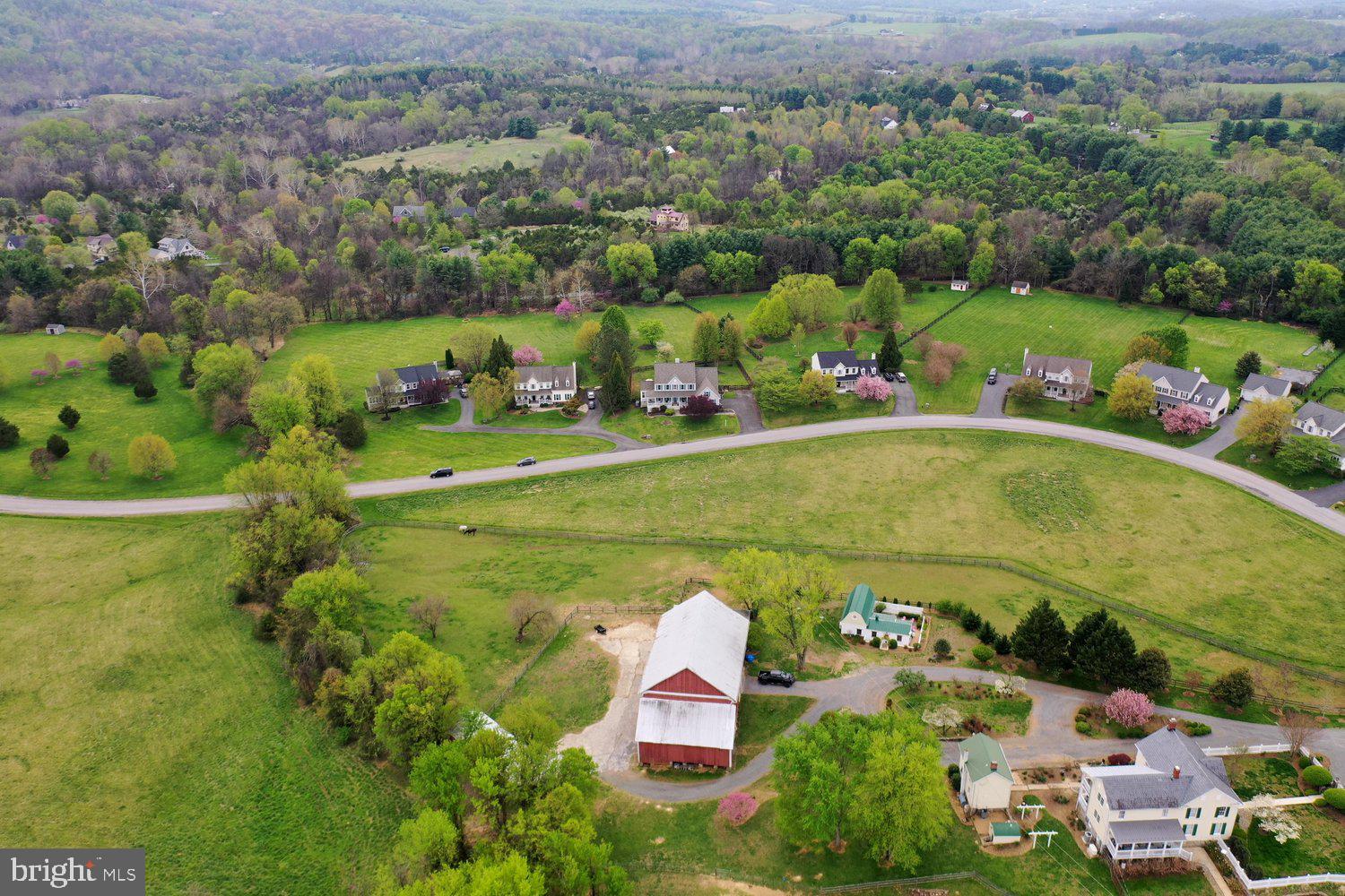 TAYLORSTOWN - Residential