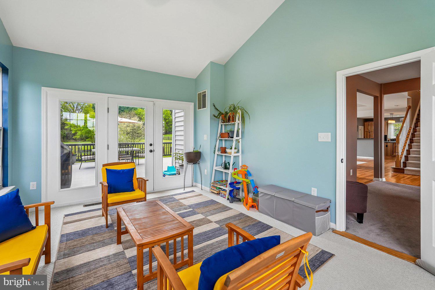 TAYLORSTOWN - Residential