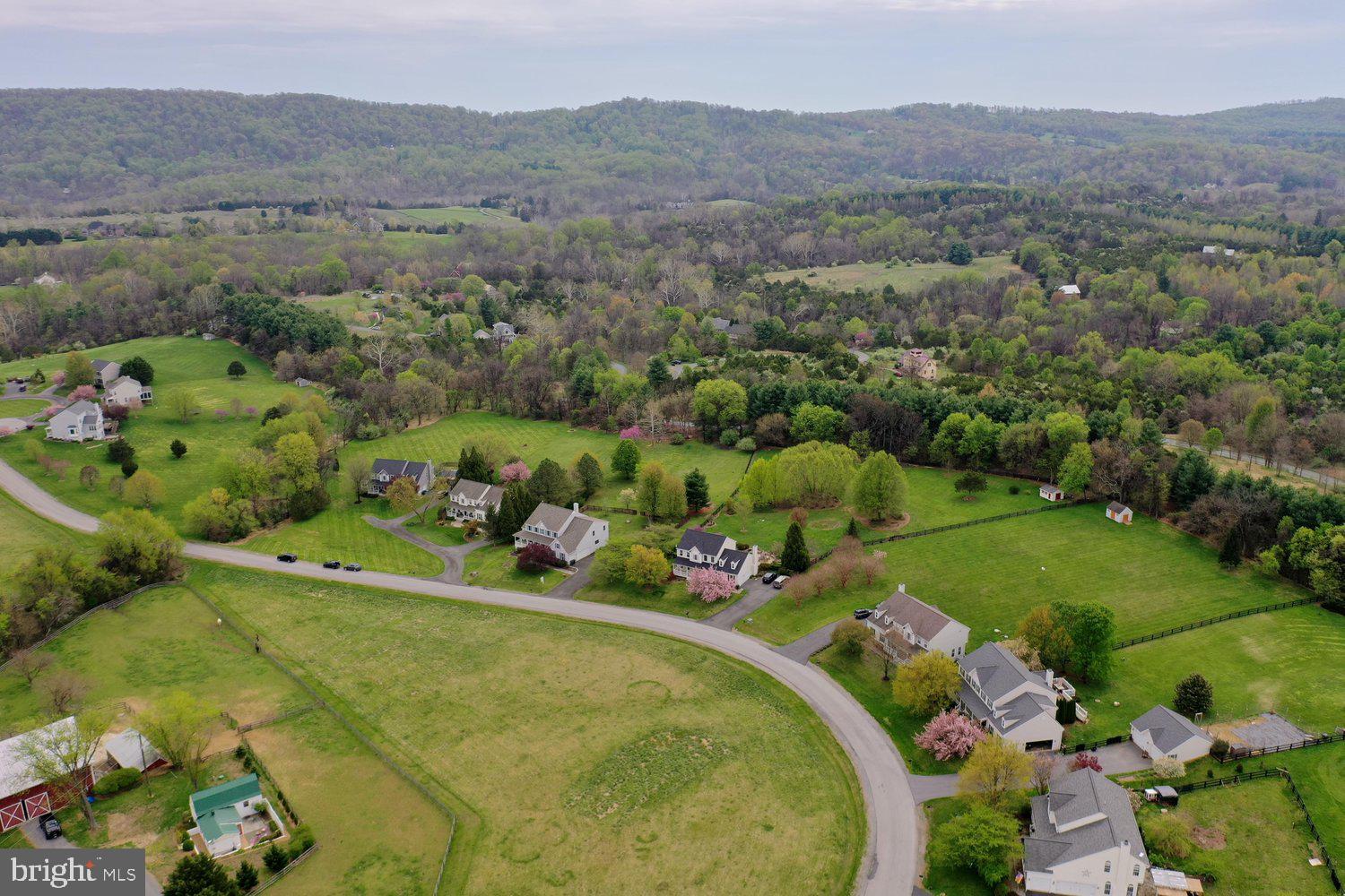 TAYLORSTOWN - Residential