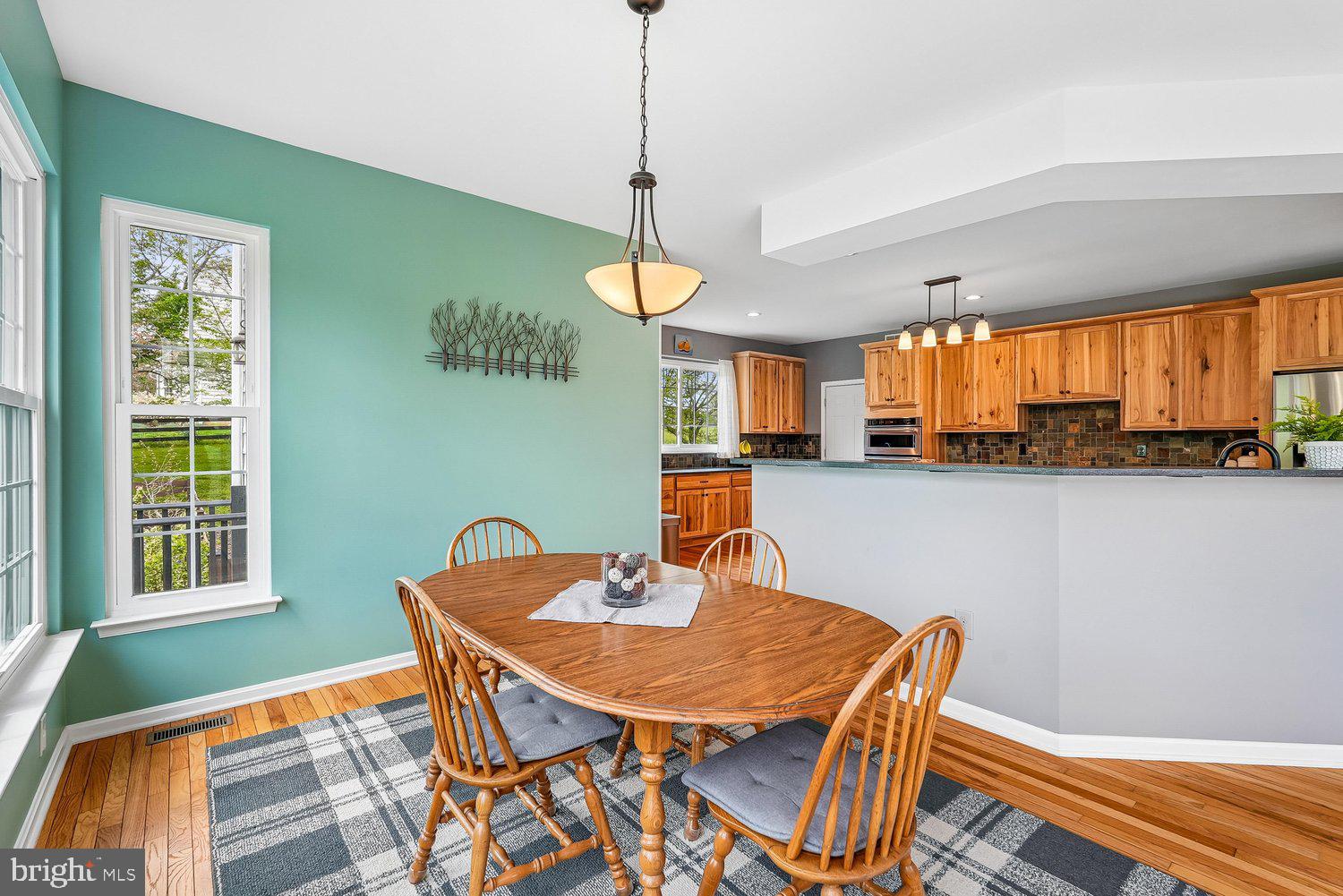 TAYLORSTOWN - Residential