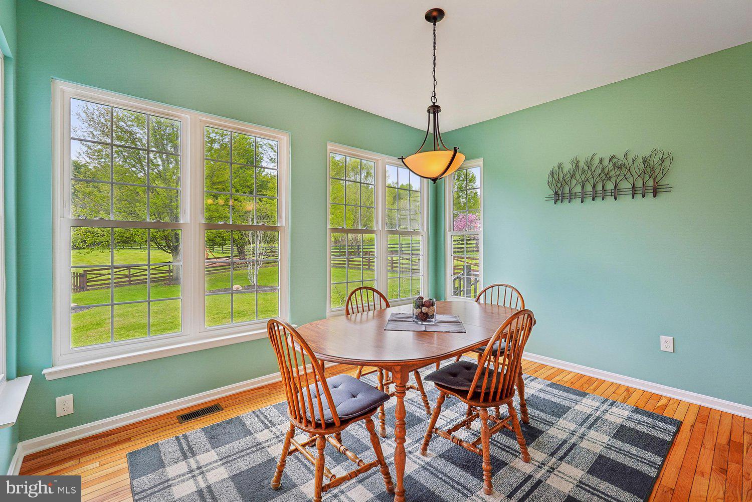 TAYLORSTOWN - Residential