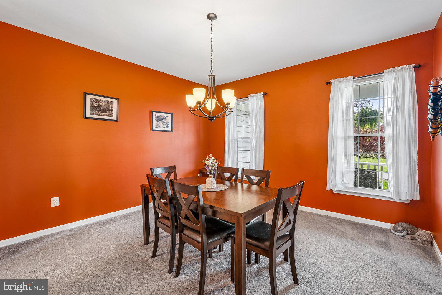 TAYLORSTOWN - Residential