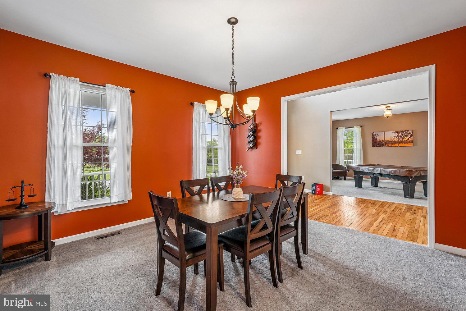 TAYLORSTOWN - Residential