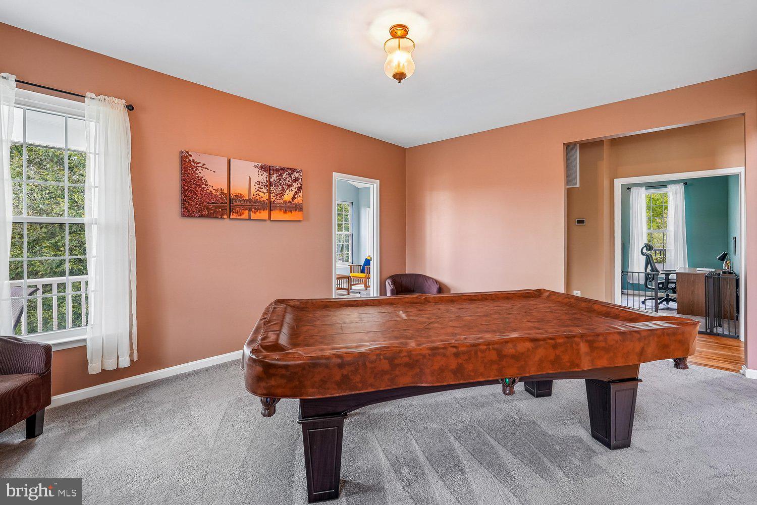 TAYLORSTOWN - Residential