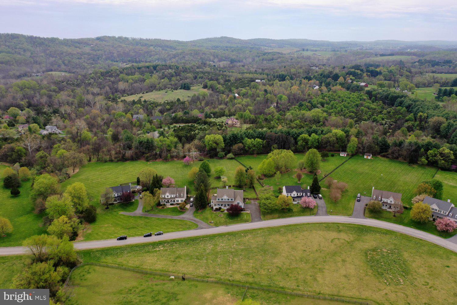 TAYLORSTOWN - Residential