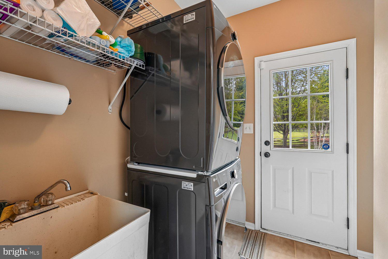 TAYLORSTOWN - Residential