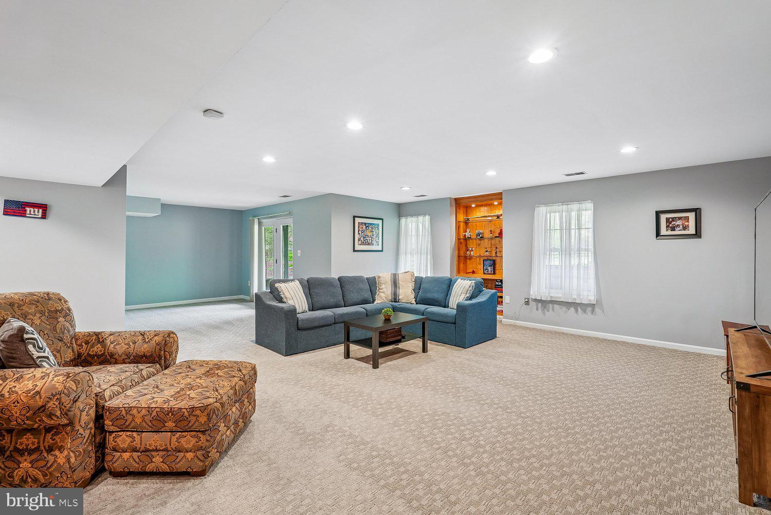 TAYLORSTOWN - Residential